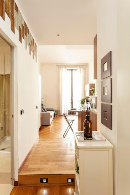 Duomo-san Babila-tribunale Wifi-netflix Apartamento *