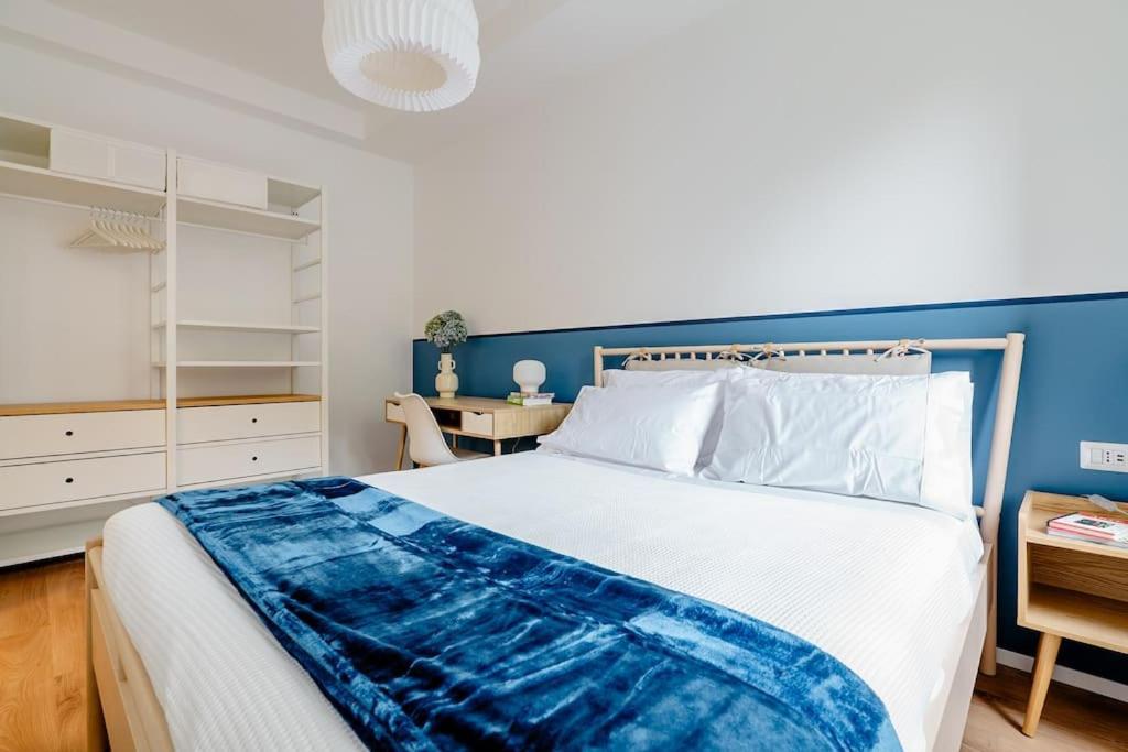 Luxury 1 Bedroom Apartment, Close To San Siro, Fiera And 10 Min Metro To Duomo Apartment Mailand