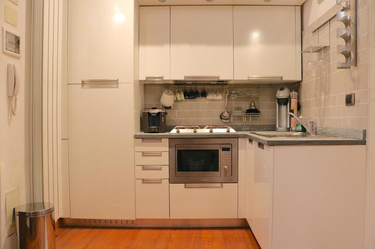 Charming In The Navigli District - 4 People * Mailand