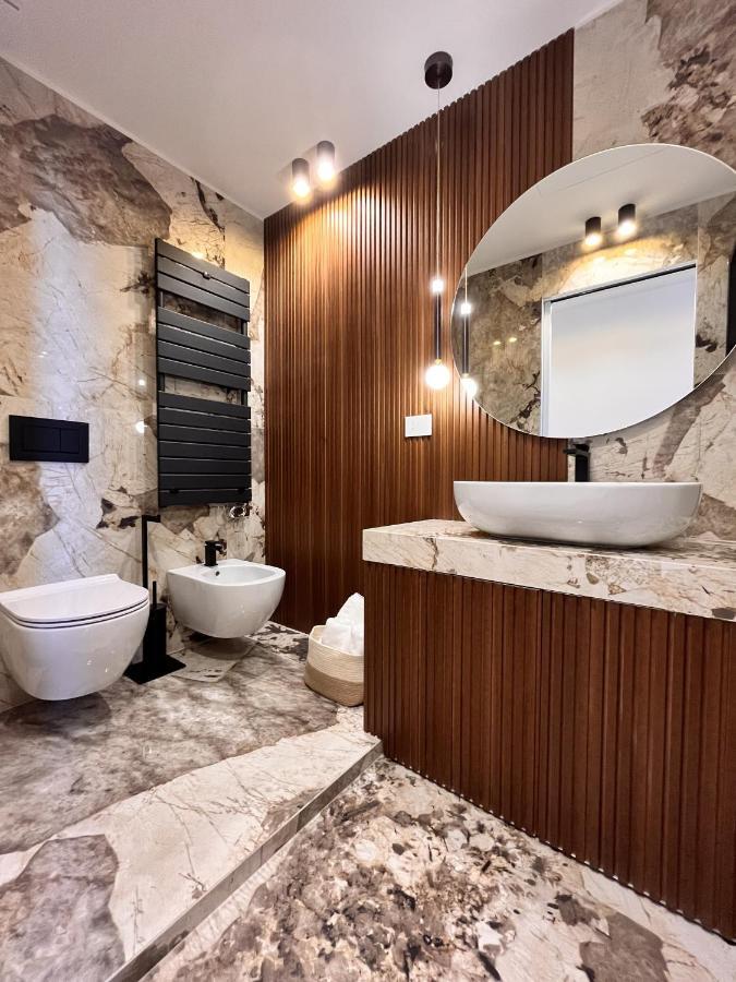 Yls Luxury * Mailand