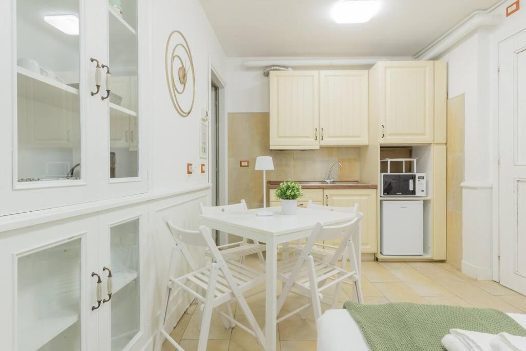 Apartamento Duomo - Montenapoleone, Comfort & Wi-fi
