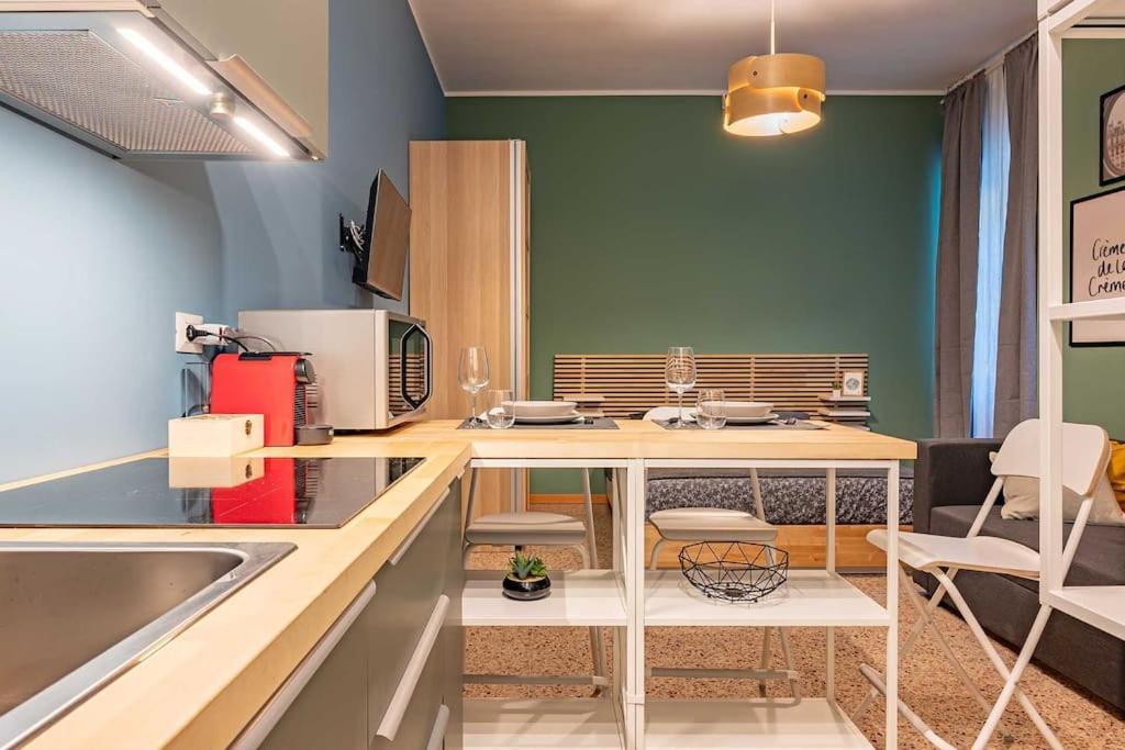Apartment Guest Planet - Cozy Housing Porta Romana M3 *