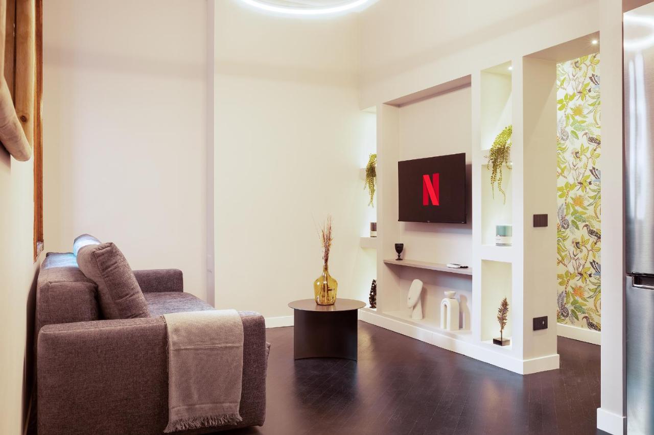 Hl Luxury - Duomo, Galleria Unione 5 Apartment Mailand