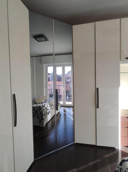 Apartamento Bilocale Luminoso E Accogliente Zona Marche Milão