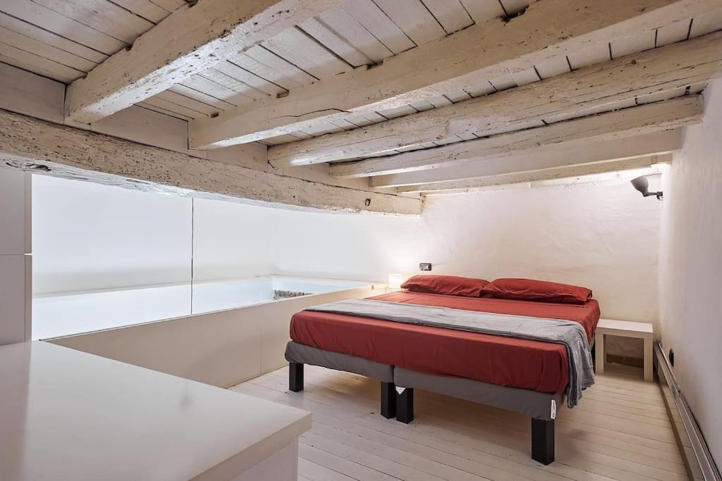 Brera-moscova Centro Storico, Wi-fi E Netflix Apartamento