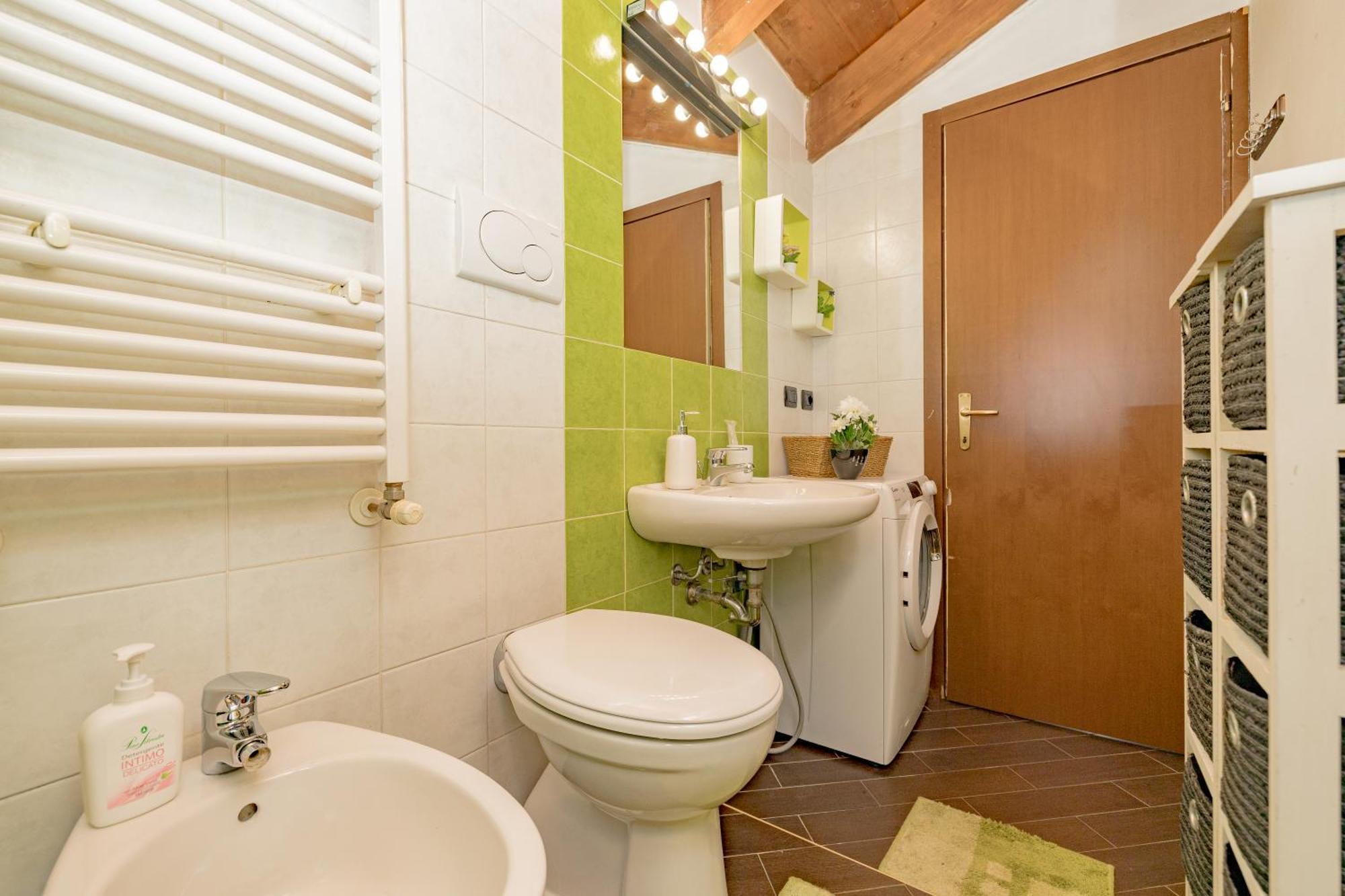 Apartamento Milanogorla-metro 50mt-duomo A 15 Minuti Milão