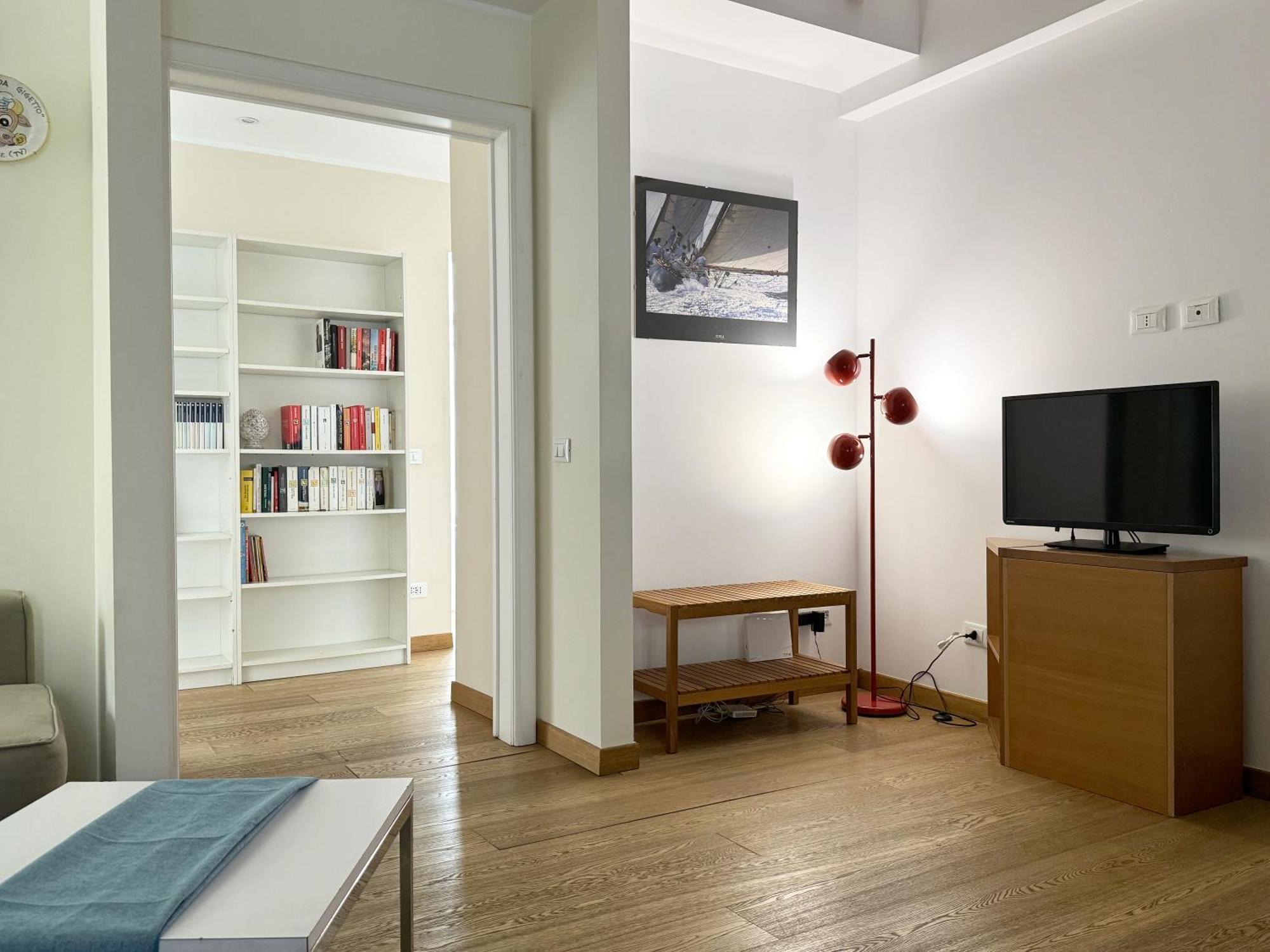 Joivy Cosy Ticinese Retreat 1-bed Flat Near The Duomo * Milan