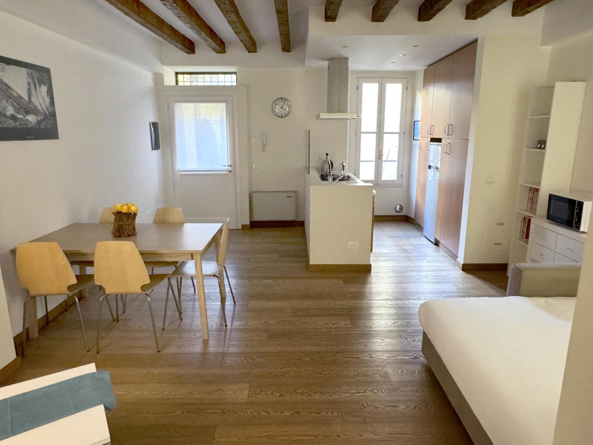 Joivy Cosy Ticinese Retreat 1-bed Flat Near The Duomo * Milan