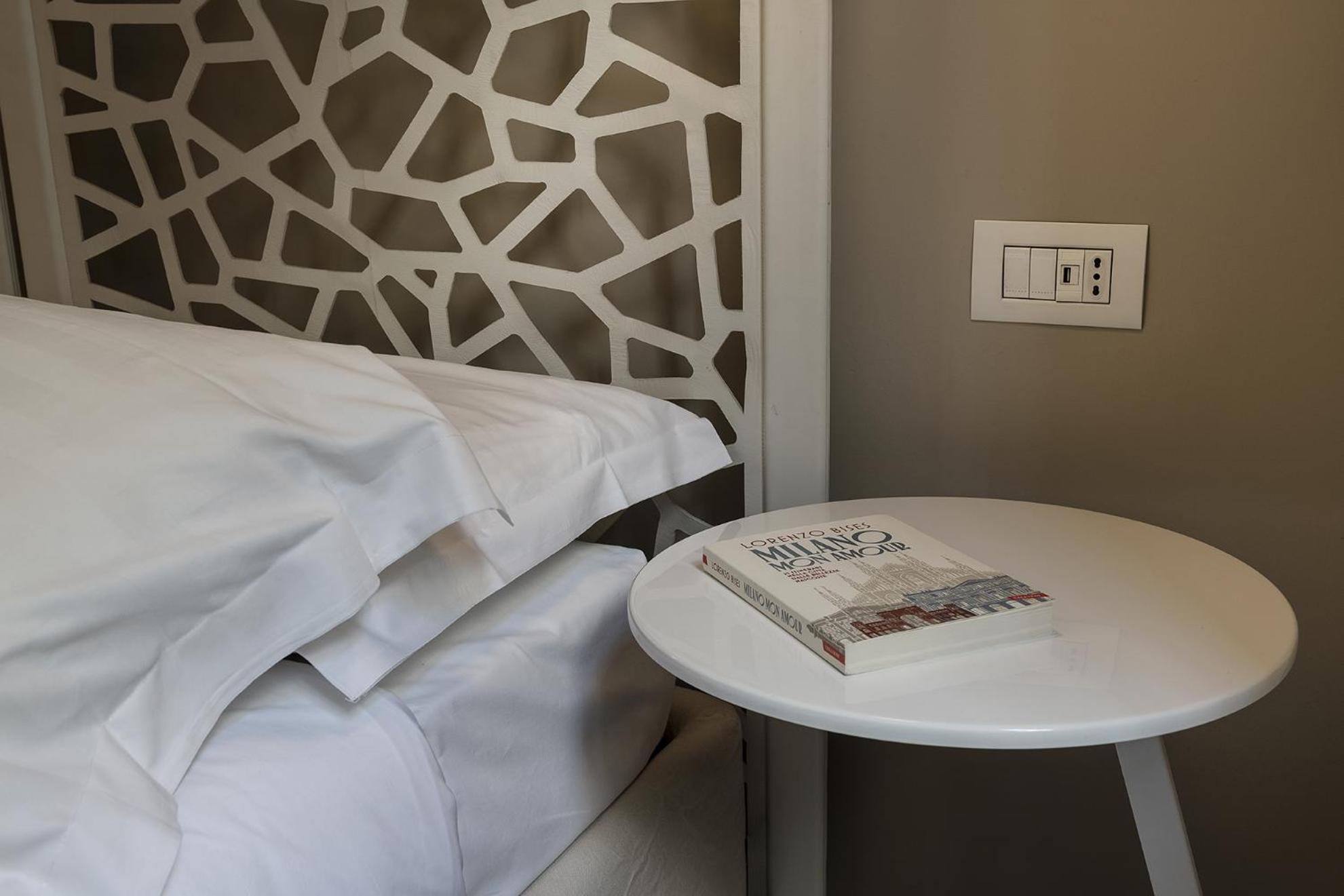 Apartment Fifty Eight Repubblica Milan