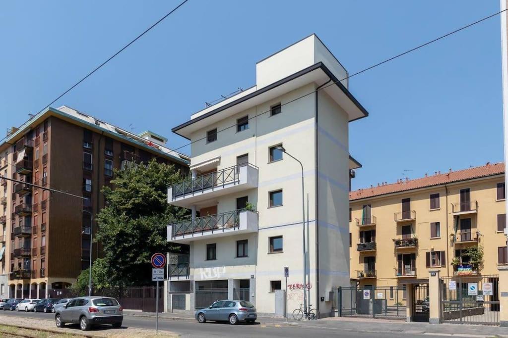 Elegante A 500 Mt Da M4 Con Wifi E Ac Mailand