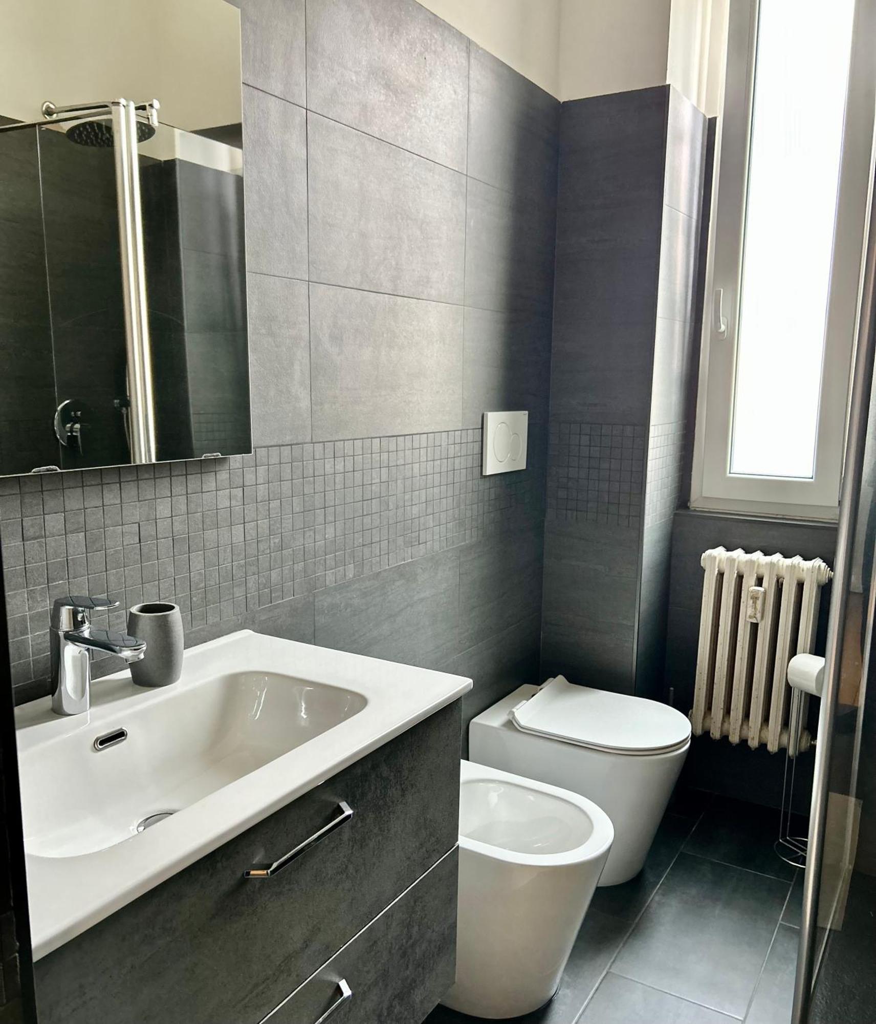 Apartment Fully Equipped Design In San Siro