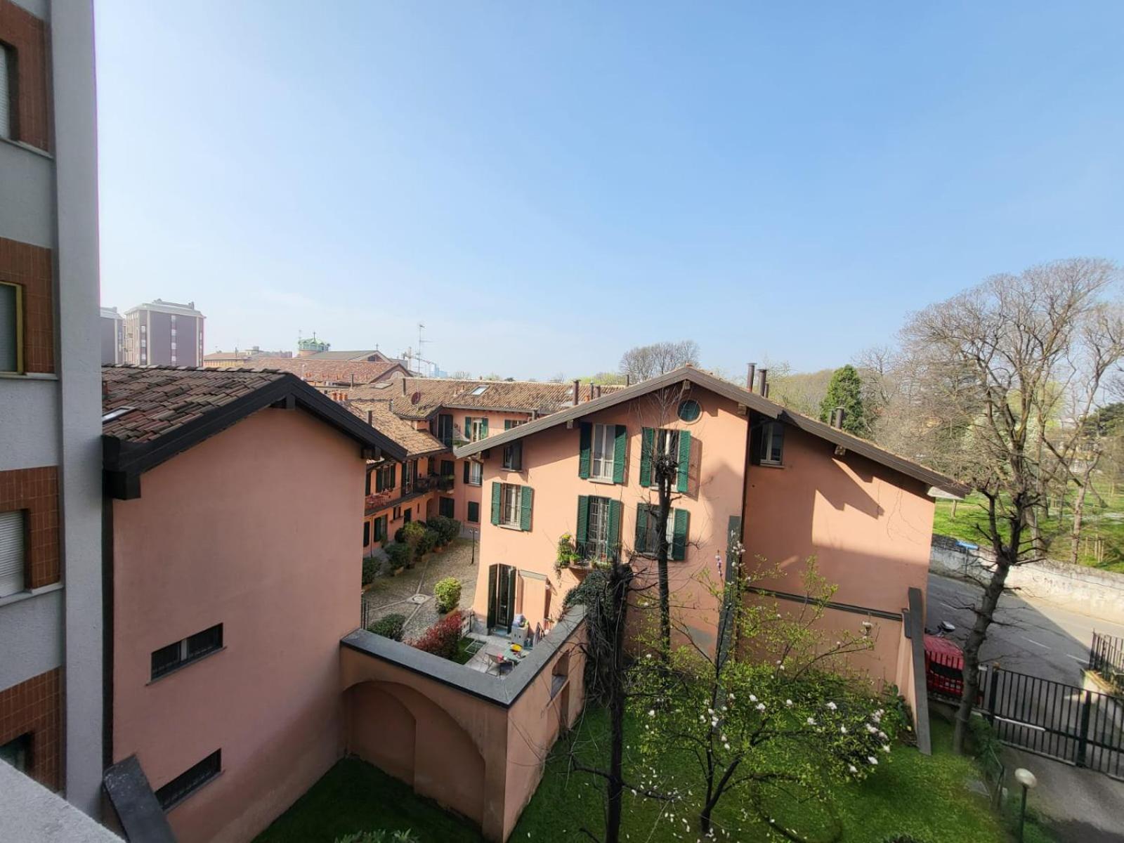Monza, 177 - Sul Naviglio Martesana Apartment *