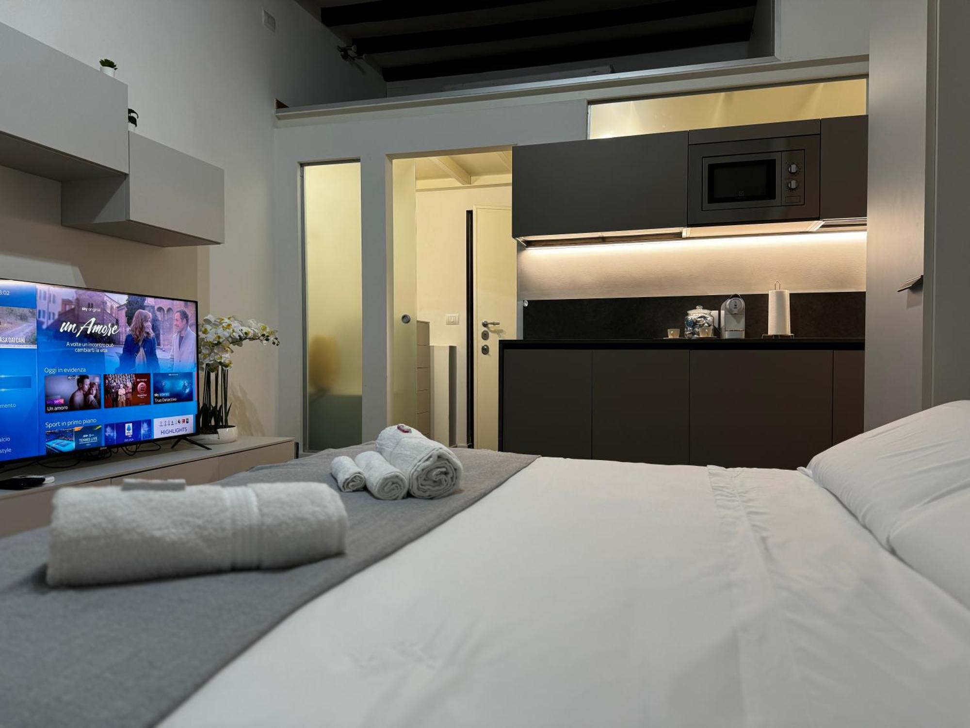 Regina In Corso Lodi - Sky Tv, Wifi E Breakfast Box Milan