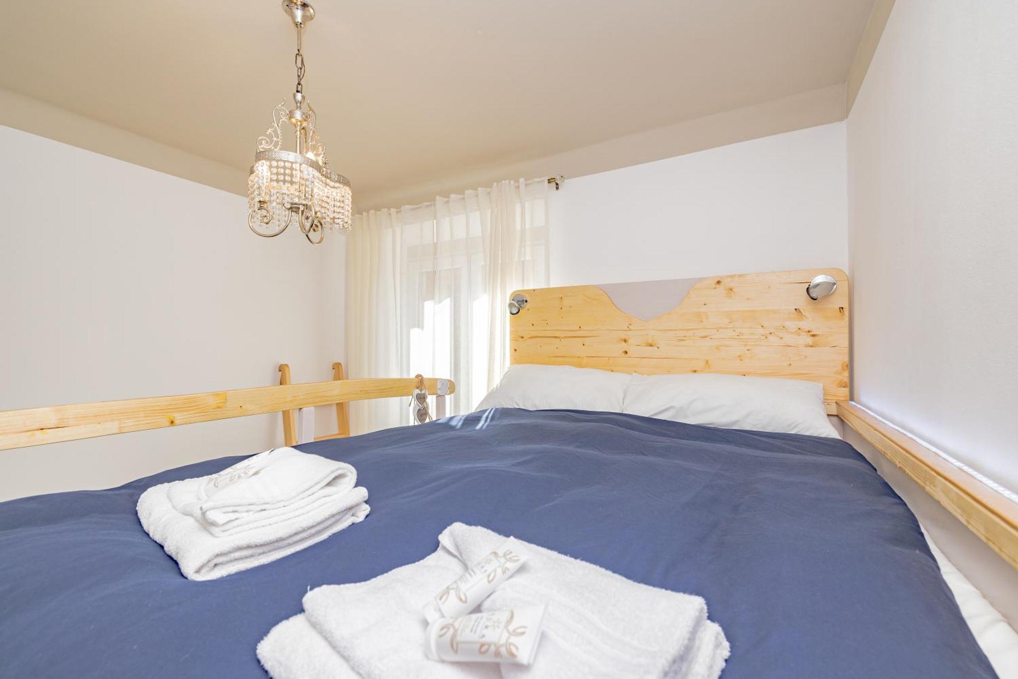 2 Bedroom - Buzzi Hospital, Sempione, Mico, 100mt Metrom5 *
