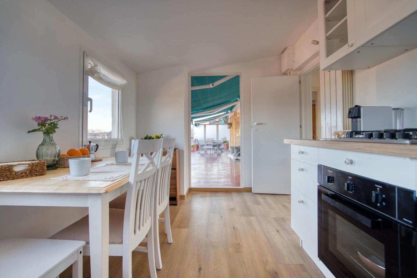Apartment Spacious Penthouse With Panoramic Terrace - 20 Minutes From San Siro & Duomo
