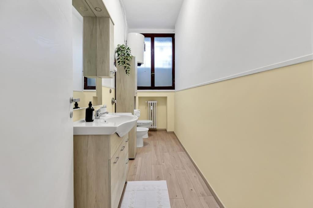 Apartamento San Siro-fiera 15 Minuti Da Life Wifi Netlix