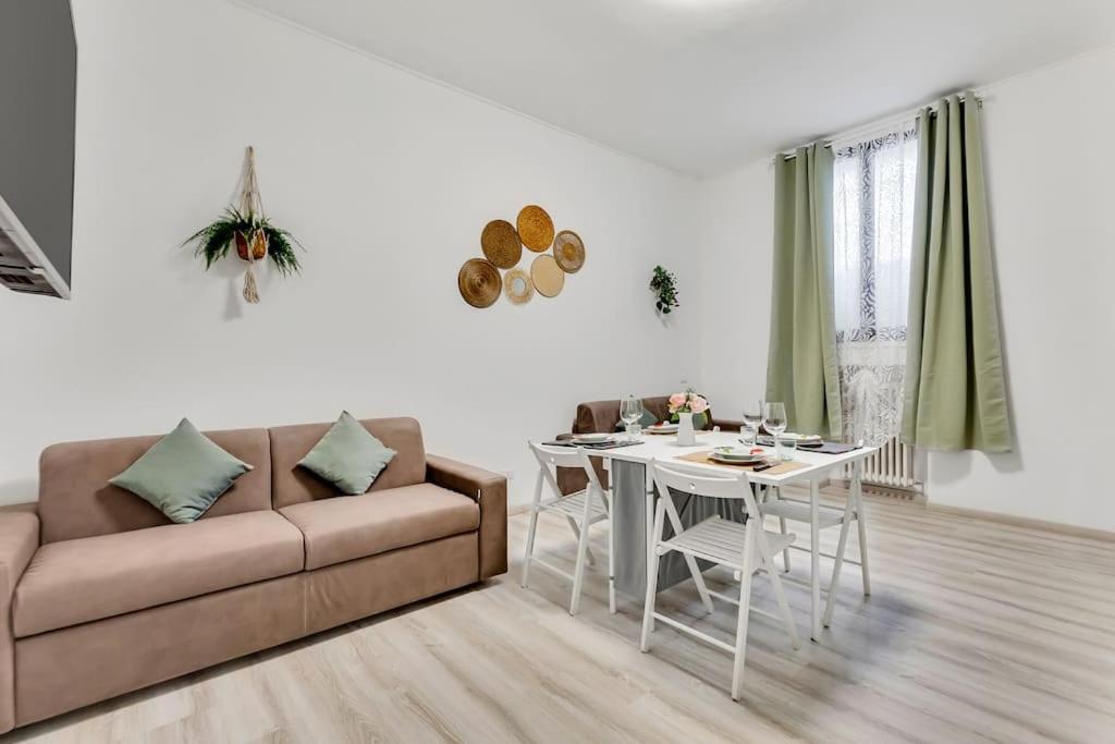 Apartamento San Siro-fiera 15 Minuti Da Life Wifi Netlix Milão
