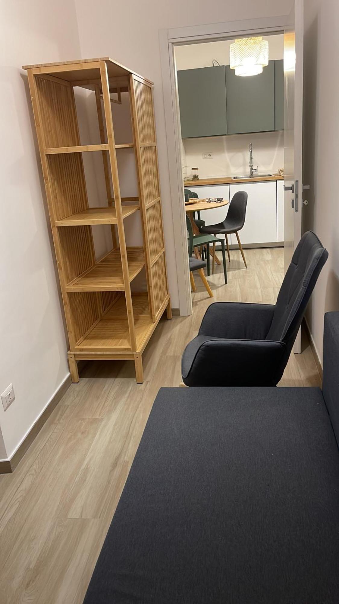 Apartment Luni 4 - Design Trilo -m3- 8 Min Dal Duomo