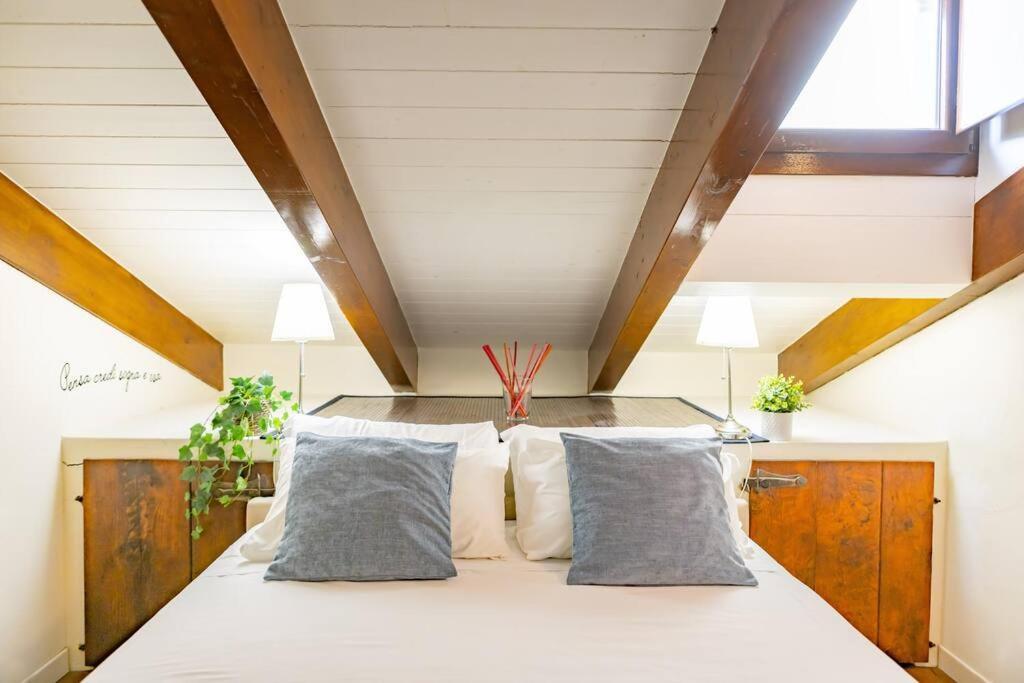 Apartamento Canonica Attic Milão