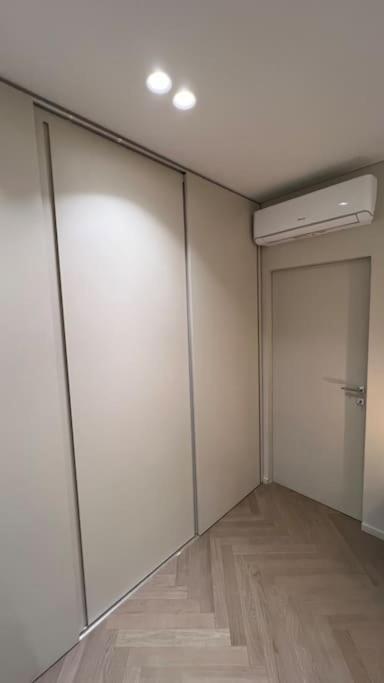 Apartment Duca Dei Navigli - Luxury In