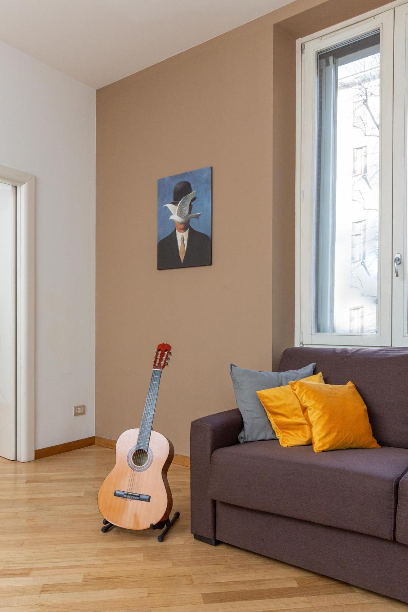 Apartment Free Parking Exclusive Magritte Style Mailand