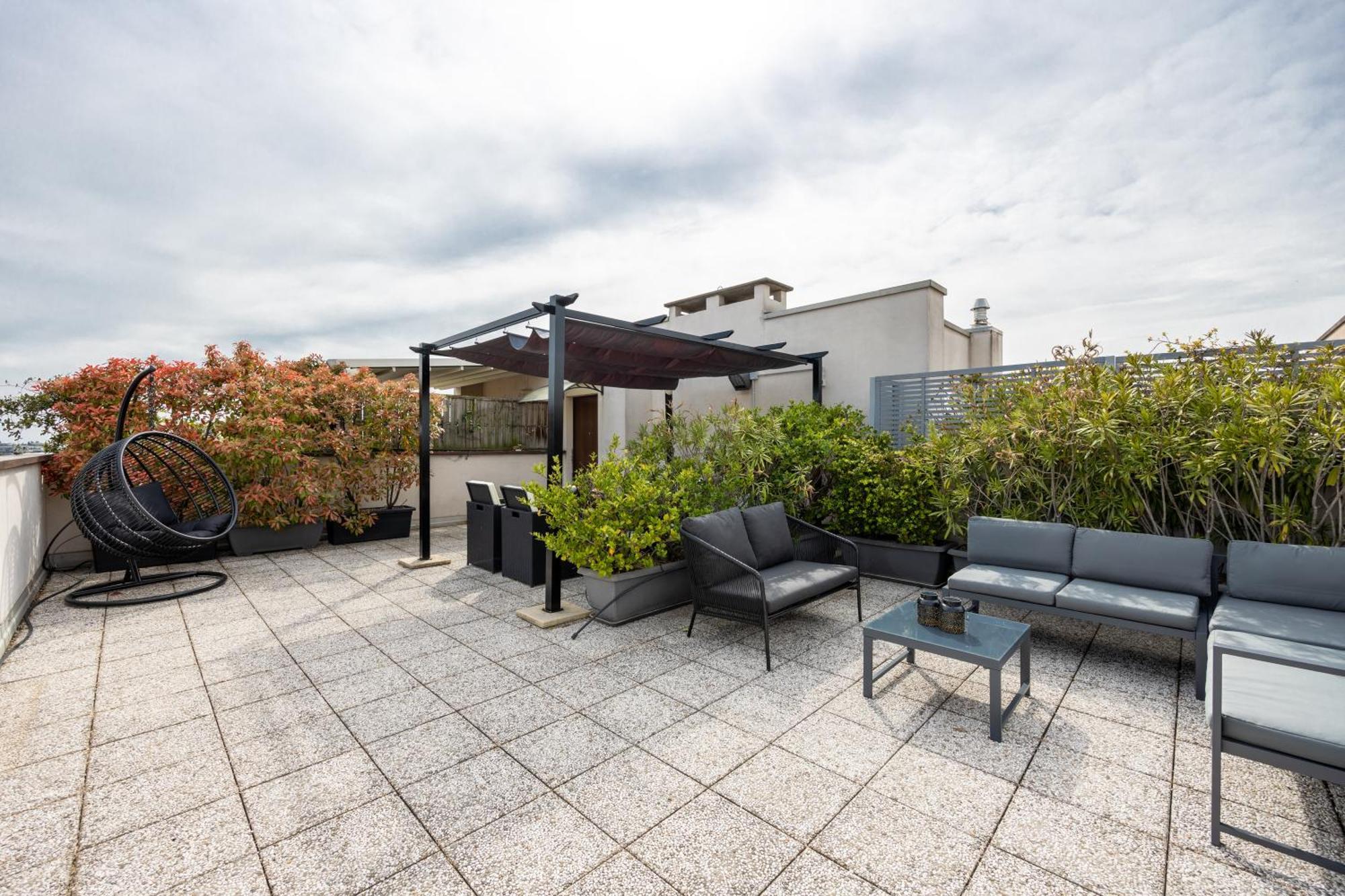 Bocconi's Nest - Close To Duomo With Terrace Apartment Mailand