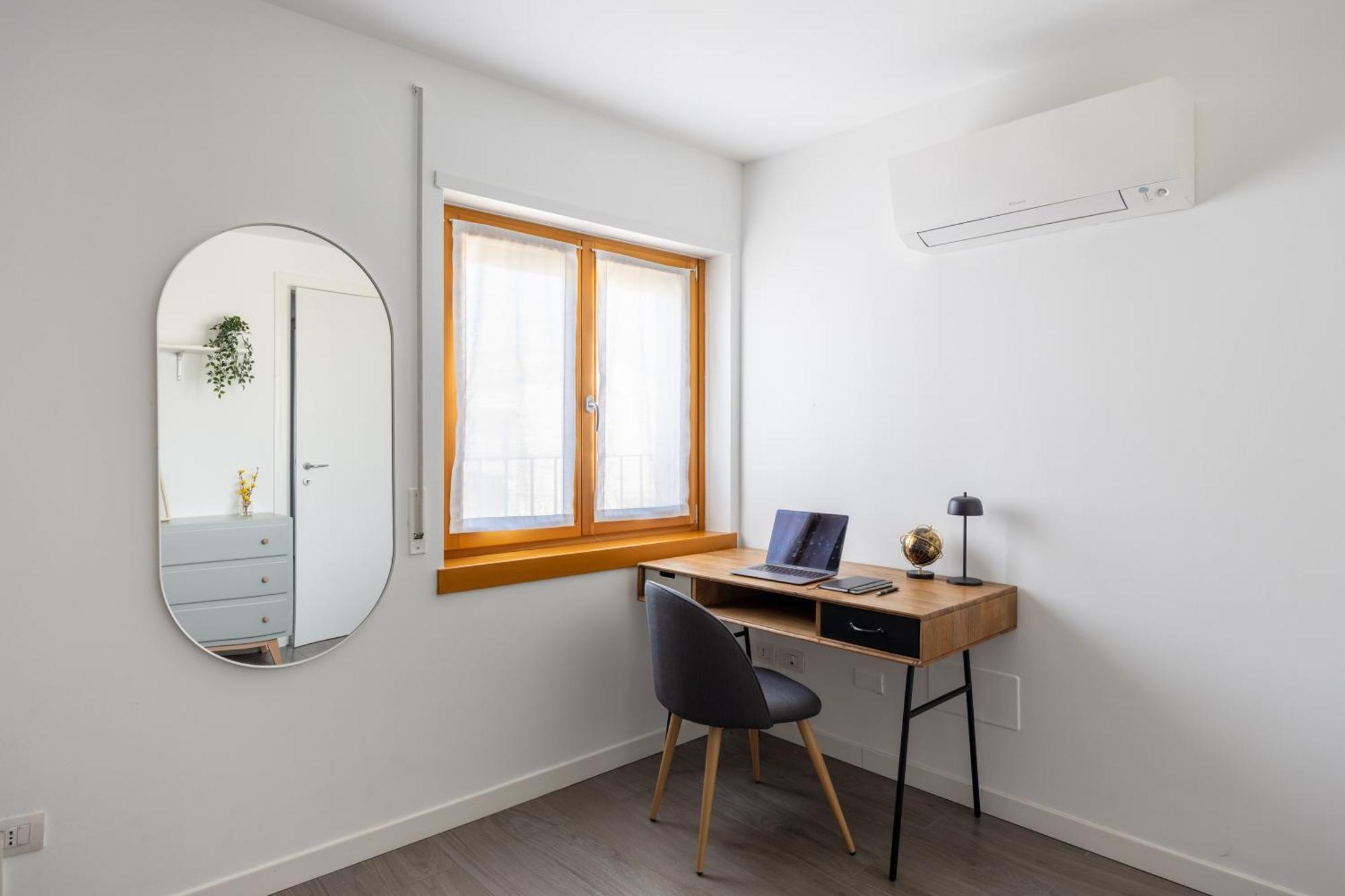 Apartment Bocconi's Nest - Close To Duomo With Terrace Mailand