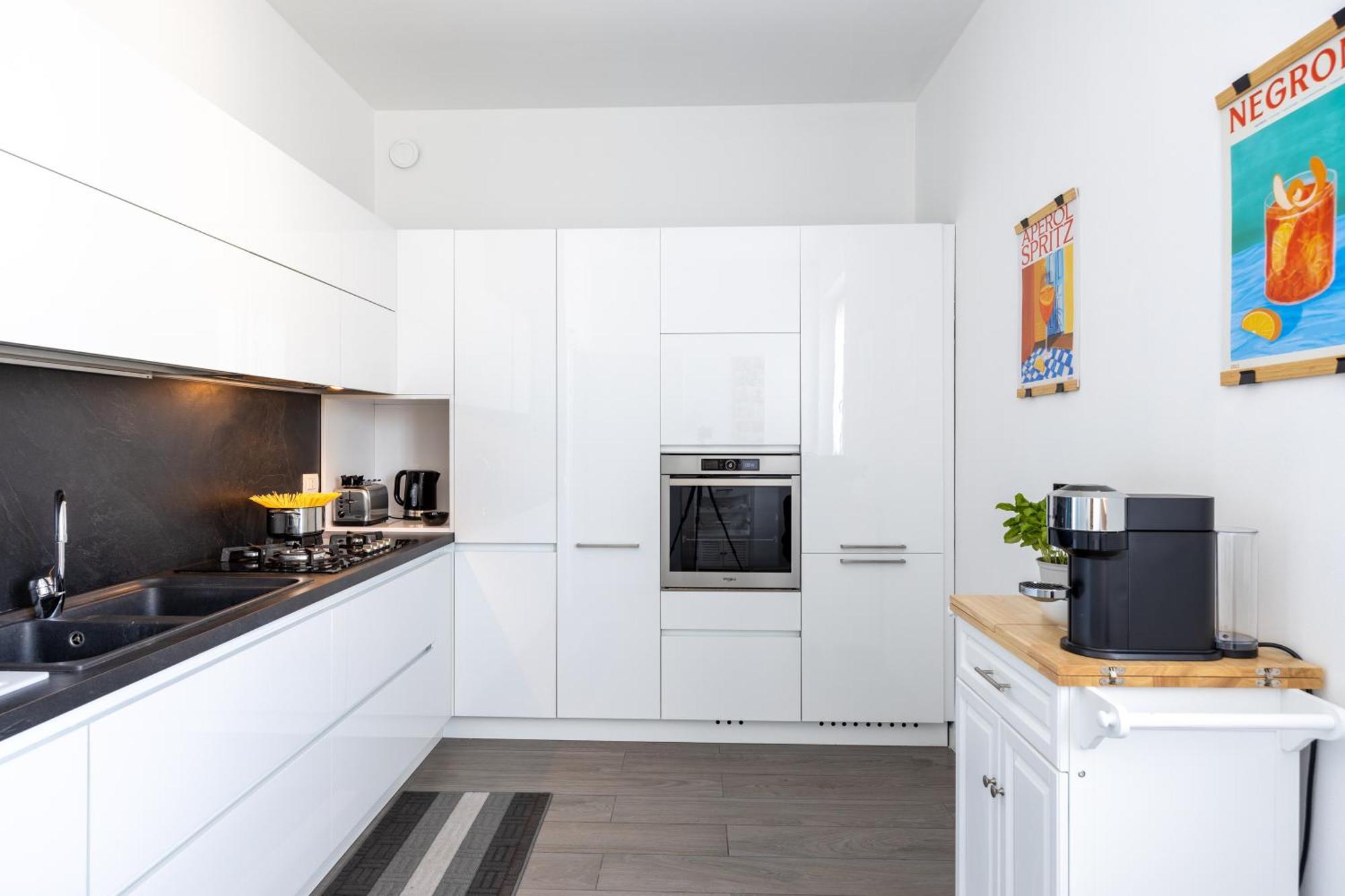 Bocconi's Nest - Close To Duomo With Terrace Apartment Mailand