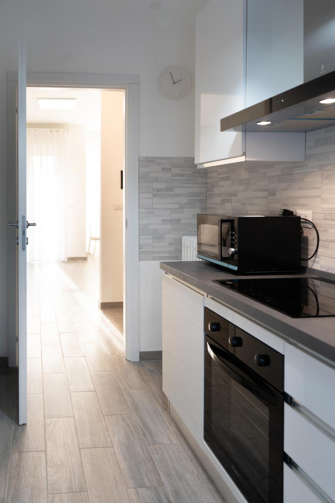 Apartment 10min Rhofiera & Sansiro - 5min Metro - Ac - Freeparking Mailand