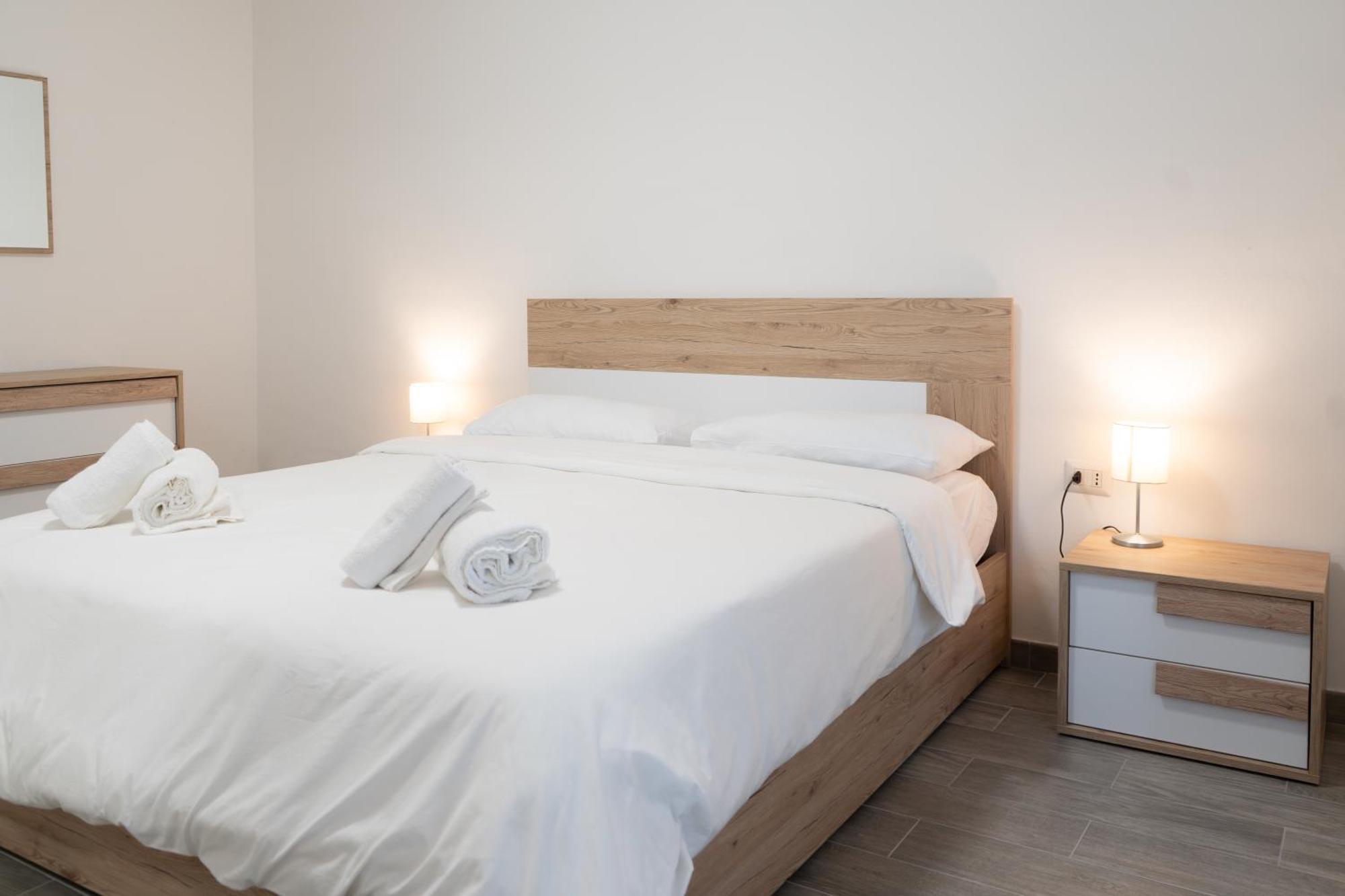 10min Rhofiera & Sansiro - 5min Metro - Ac - Freeparking Apartment Mailand
