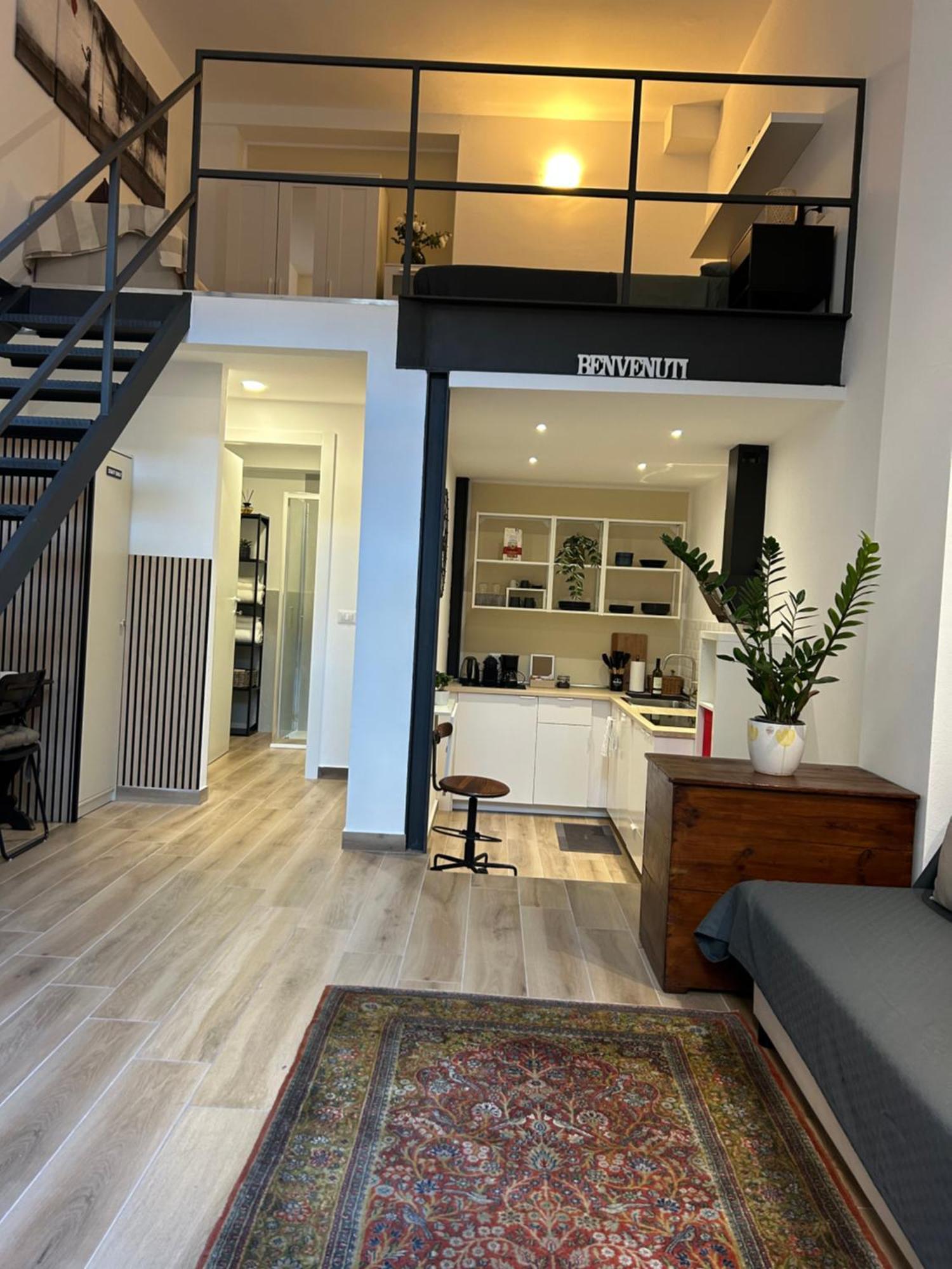 Ambrosia Home, Moderno Loft Tra Navigli E Bocconi Mailand