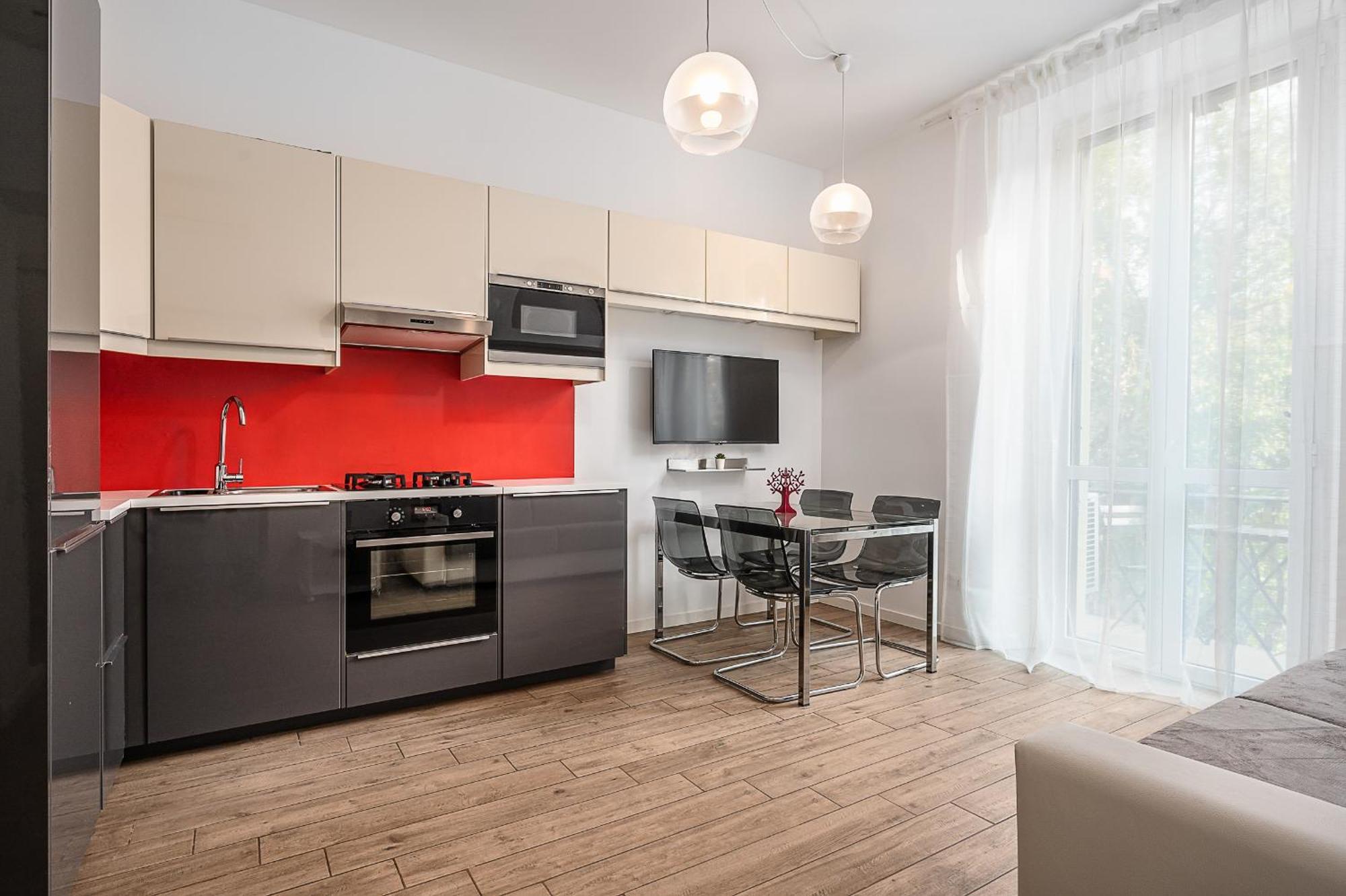Classbnb - With Balcony Near The City Center Milão