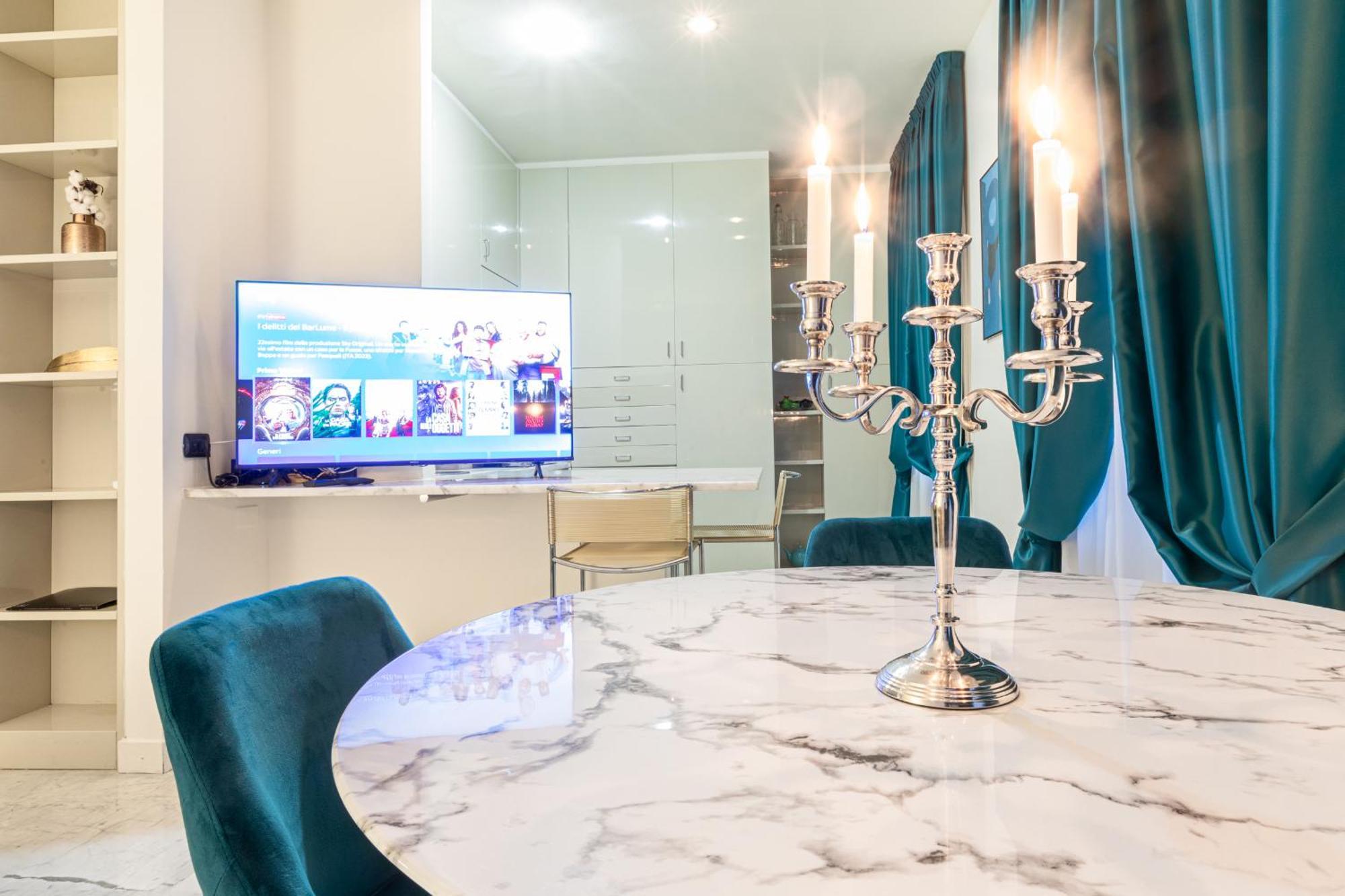 Apartment Monte Napoleone Split-level Terrace - Collection Mailand