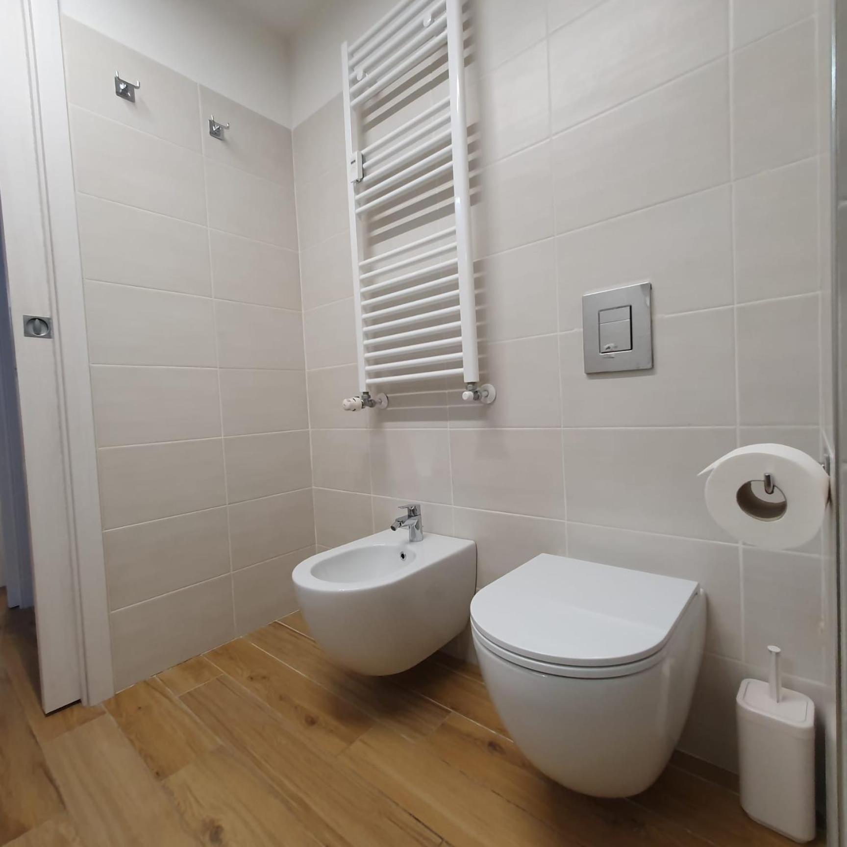 Bnbutler - Grasselli, 8 - Comfy And Newly Renovated Apartment *