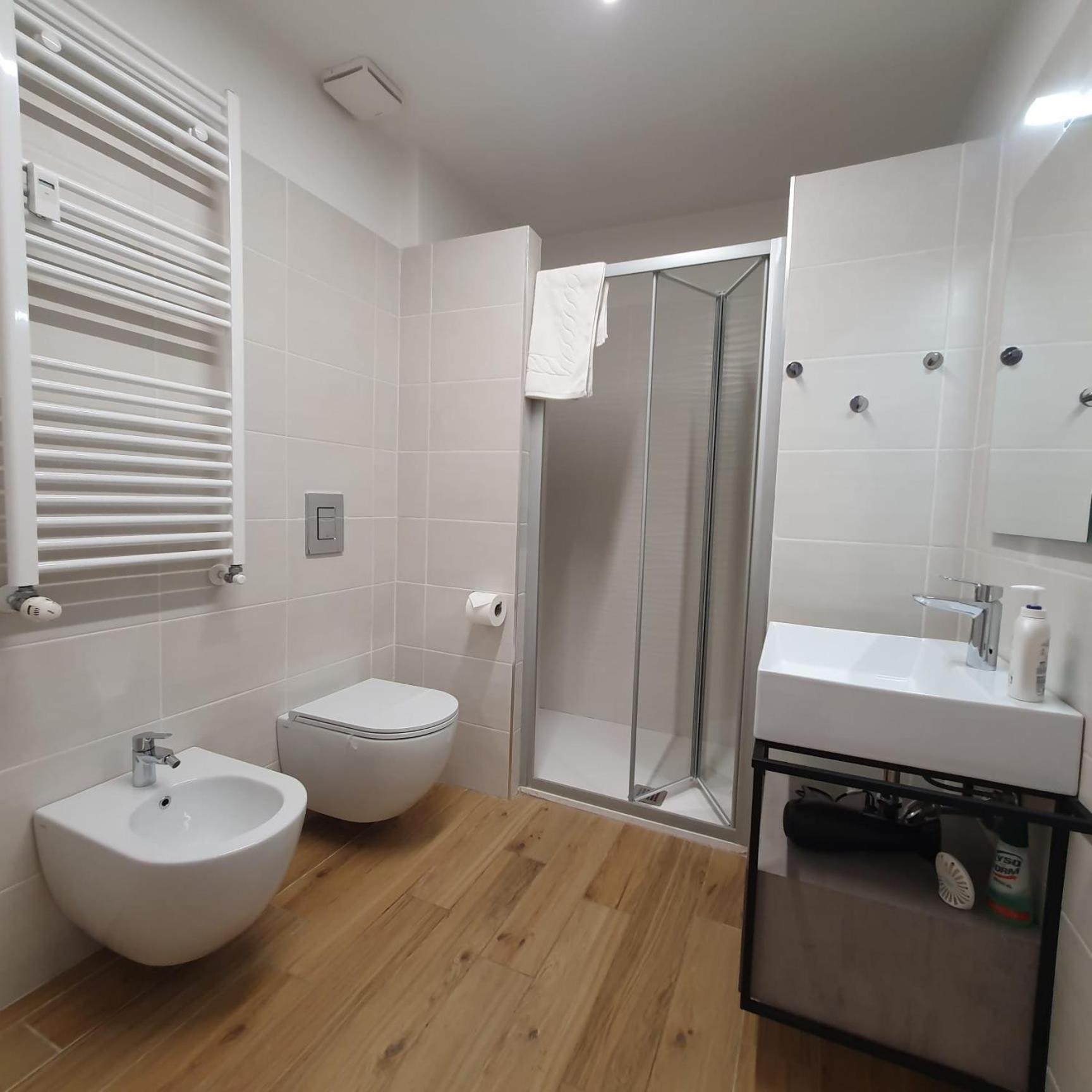 Bnbutler - Grasselli, 8 - Comfy And Newly Renovated * Mailand
