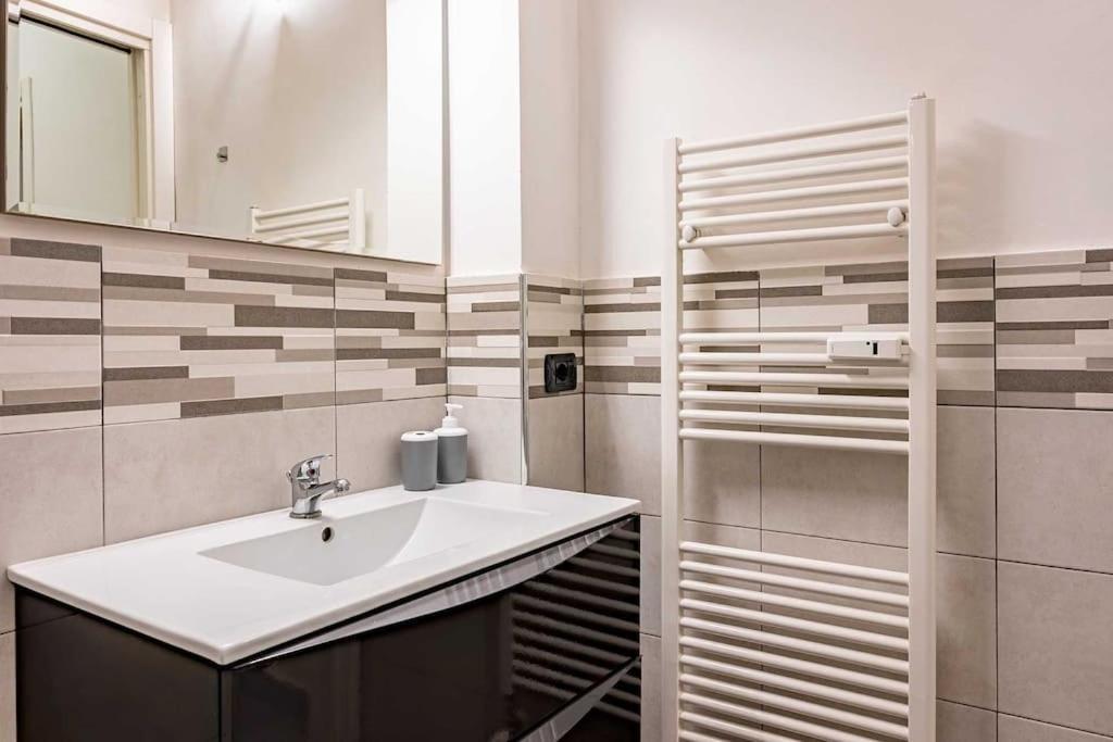 Guest Planet - Modern Flat M2 * Mailand