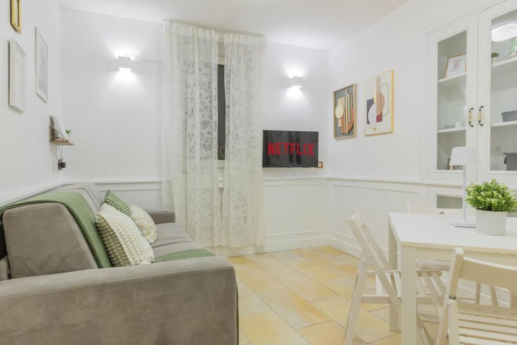Apartamento Duomo - Montenapoleone, Comfort & Wi-fi