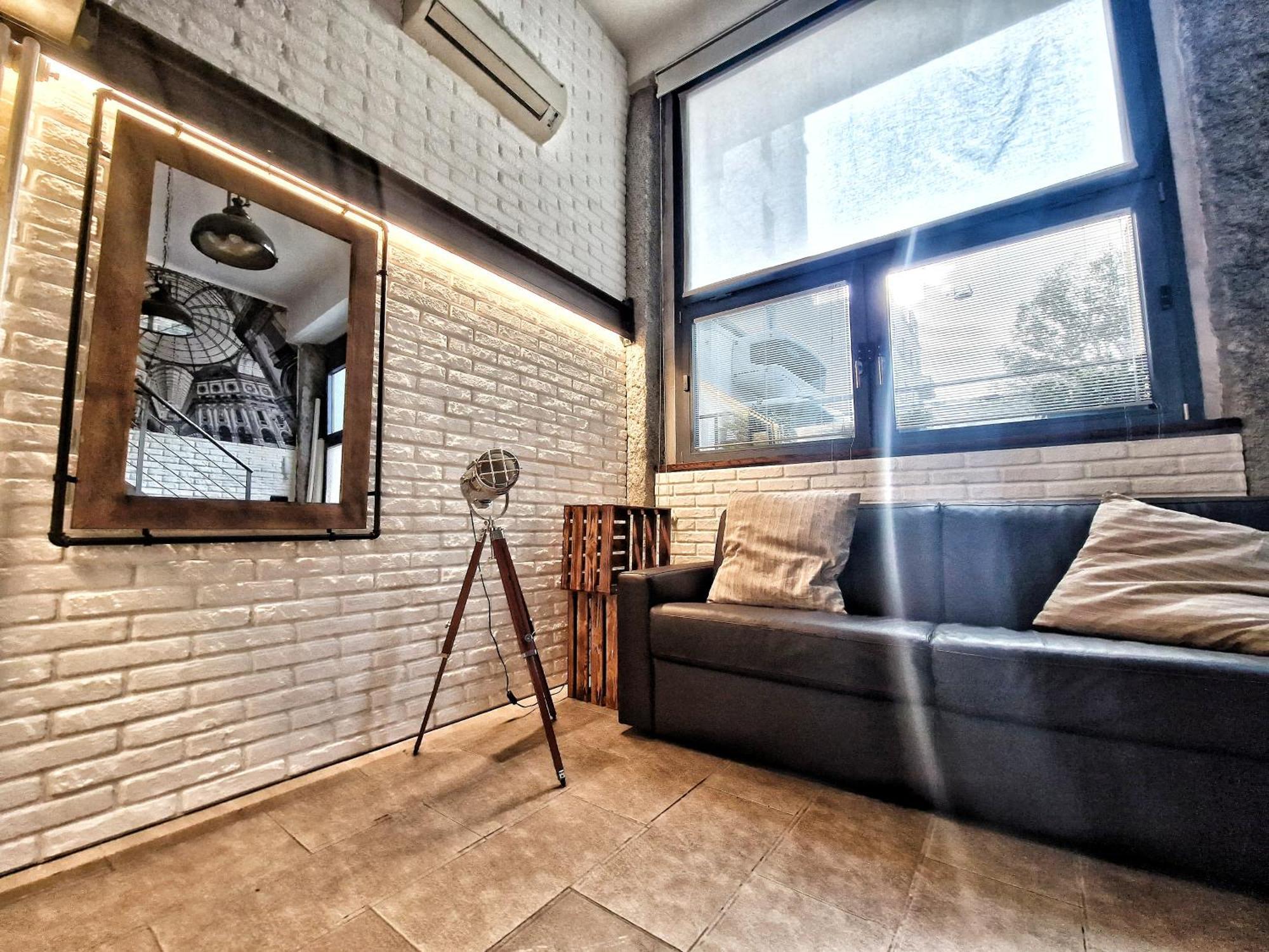Apartment Loft Centro, 10 Min From Duomo