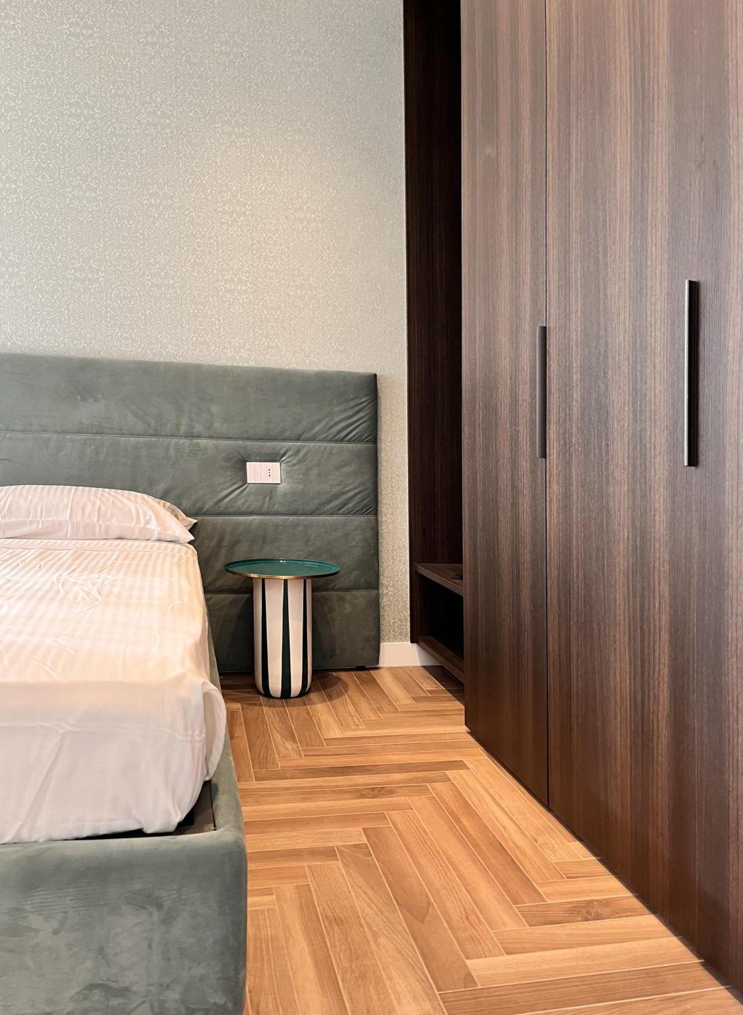 Yls Luxury Apartment