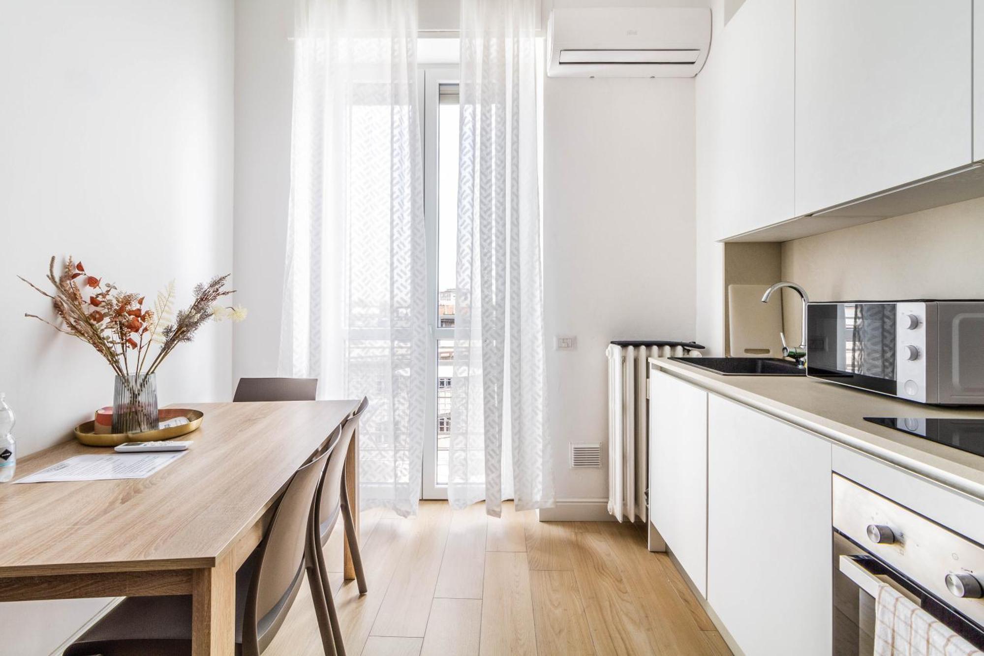 Domusmi Spinoza-5 * Mailand