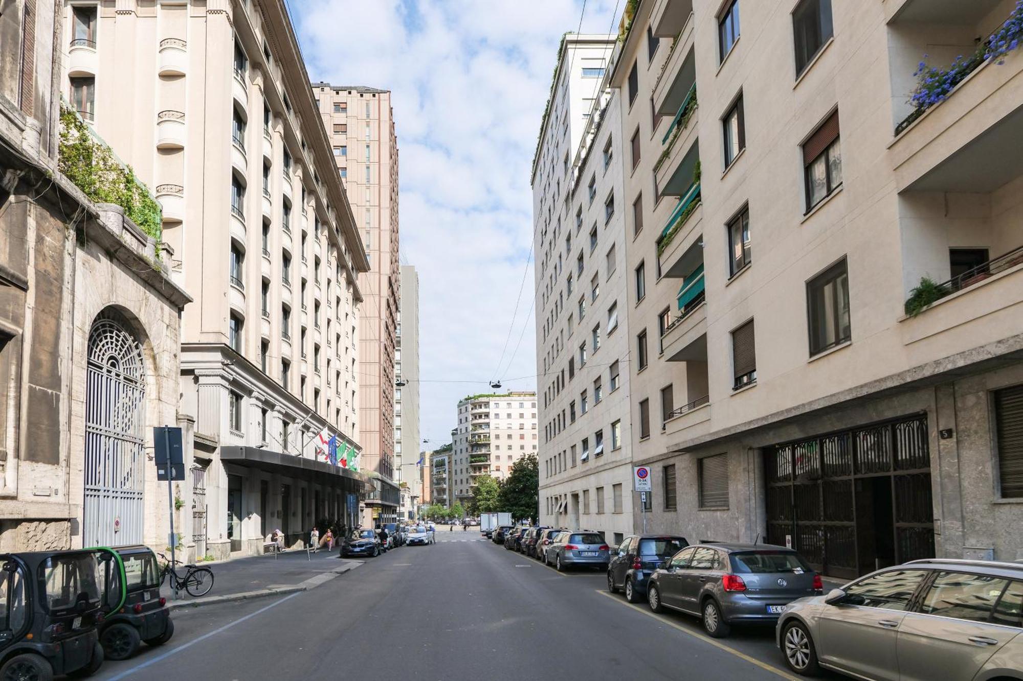 Apartment Elegant In Repubblica Brera