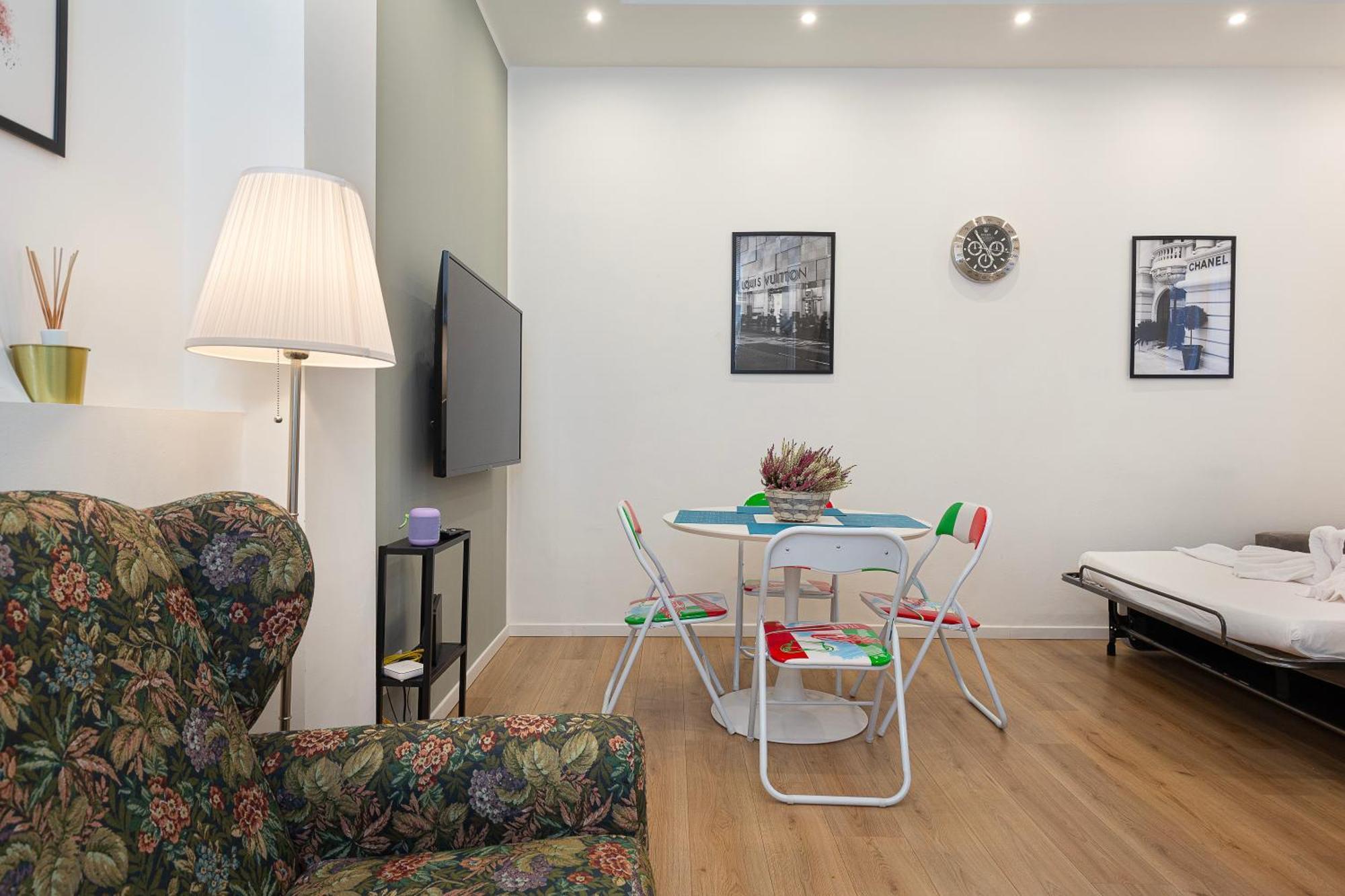 Graceful Flatwi-fi & Peaceful! Mailand