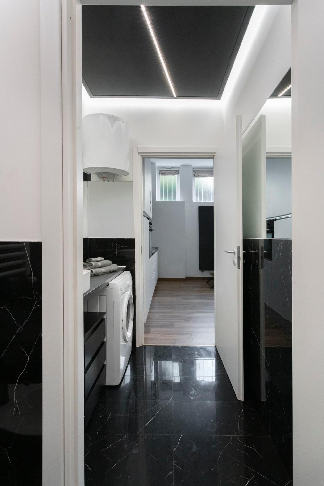 Apartment Elegant Sweet - Milan, 15 Minute Duomo *