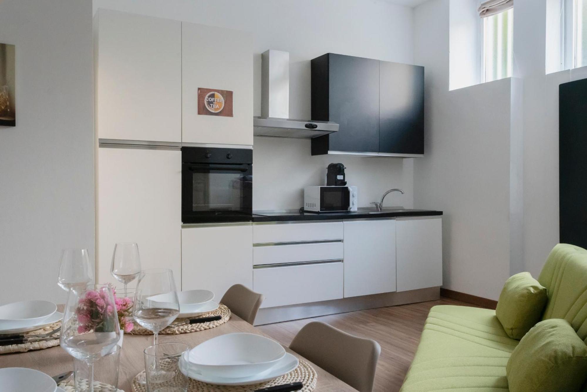 Elegant Sweet - Milan, 15 Minute Duomo Apartment Mailand