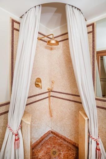 Panoramic Luxury Penthouse 6 People Apartment Milan