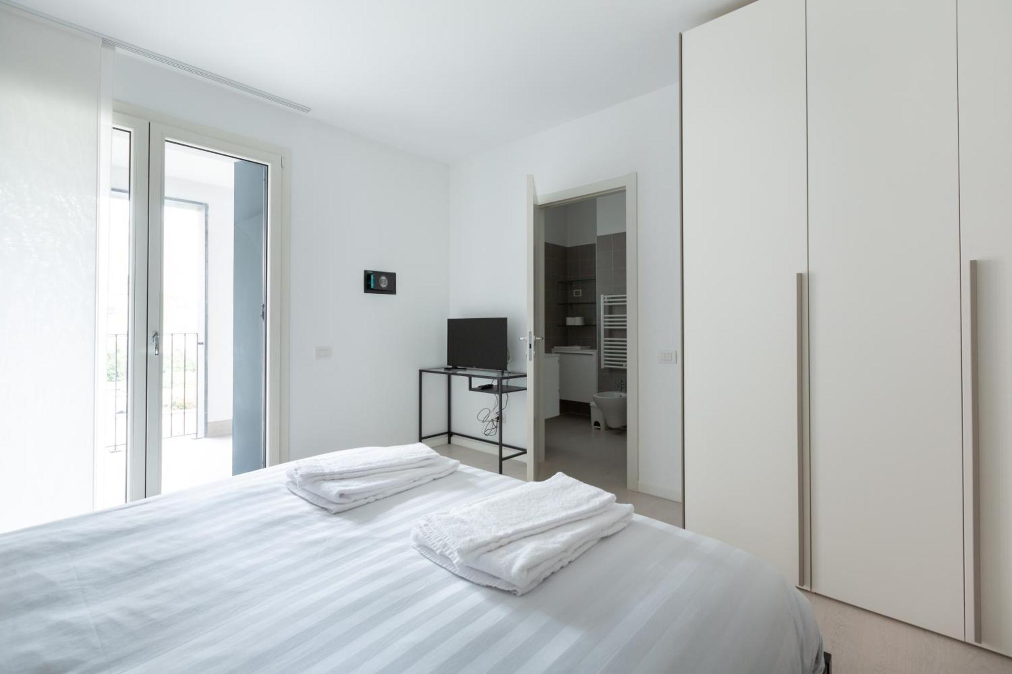 Porta Nuova Bright And Roomy Flat *