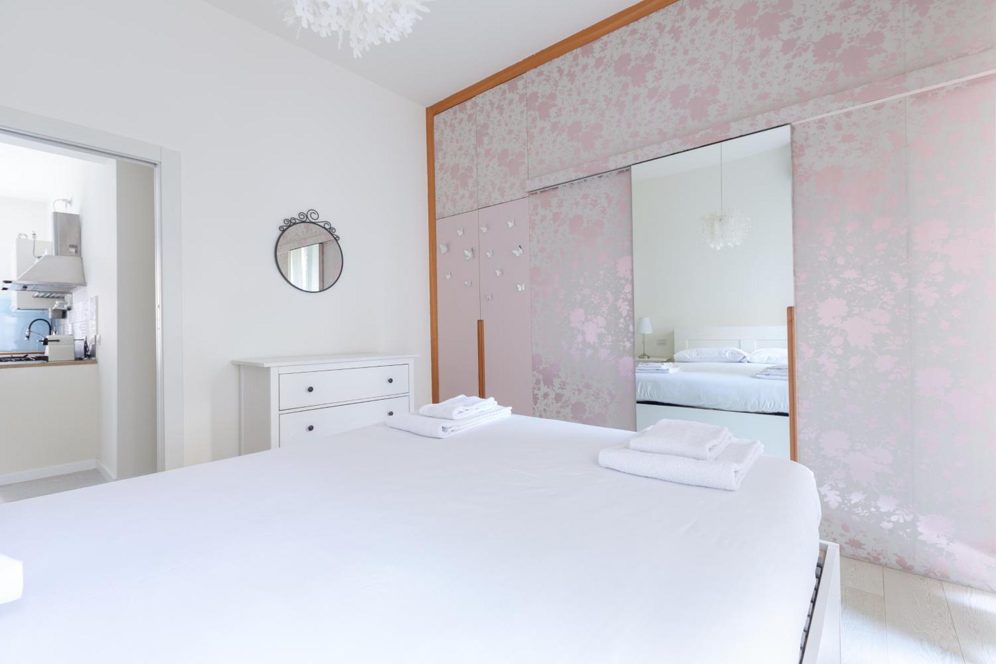 Apartment Porta Volta Bright And Roomy Flat Mailand