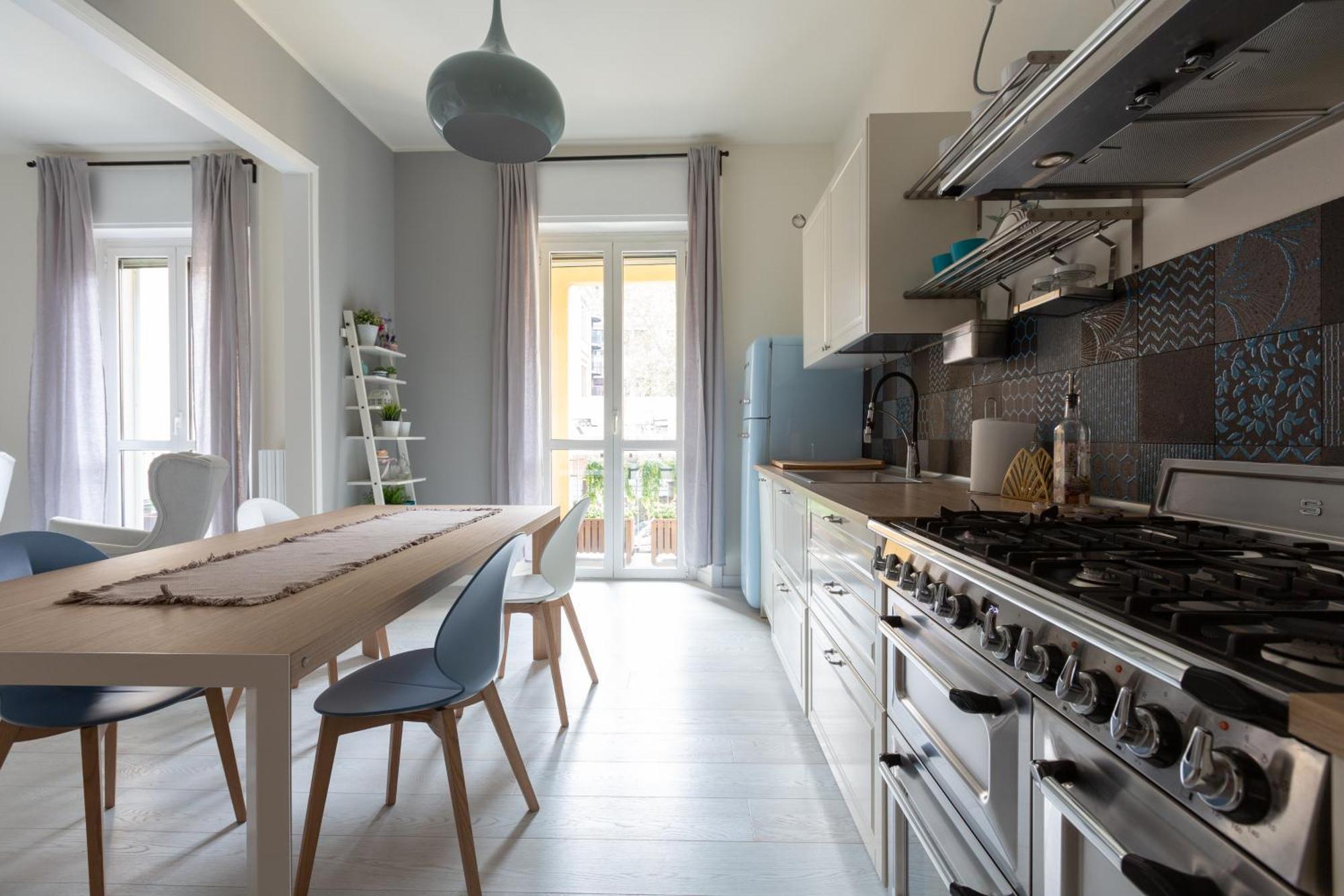 Porta Volta Bright And Roomy Flat