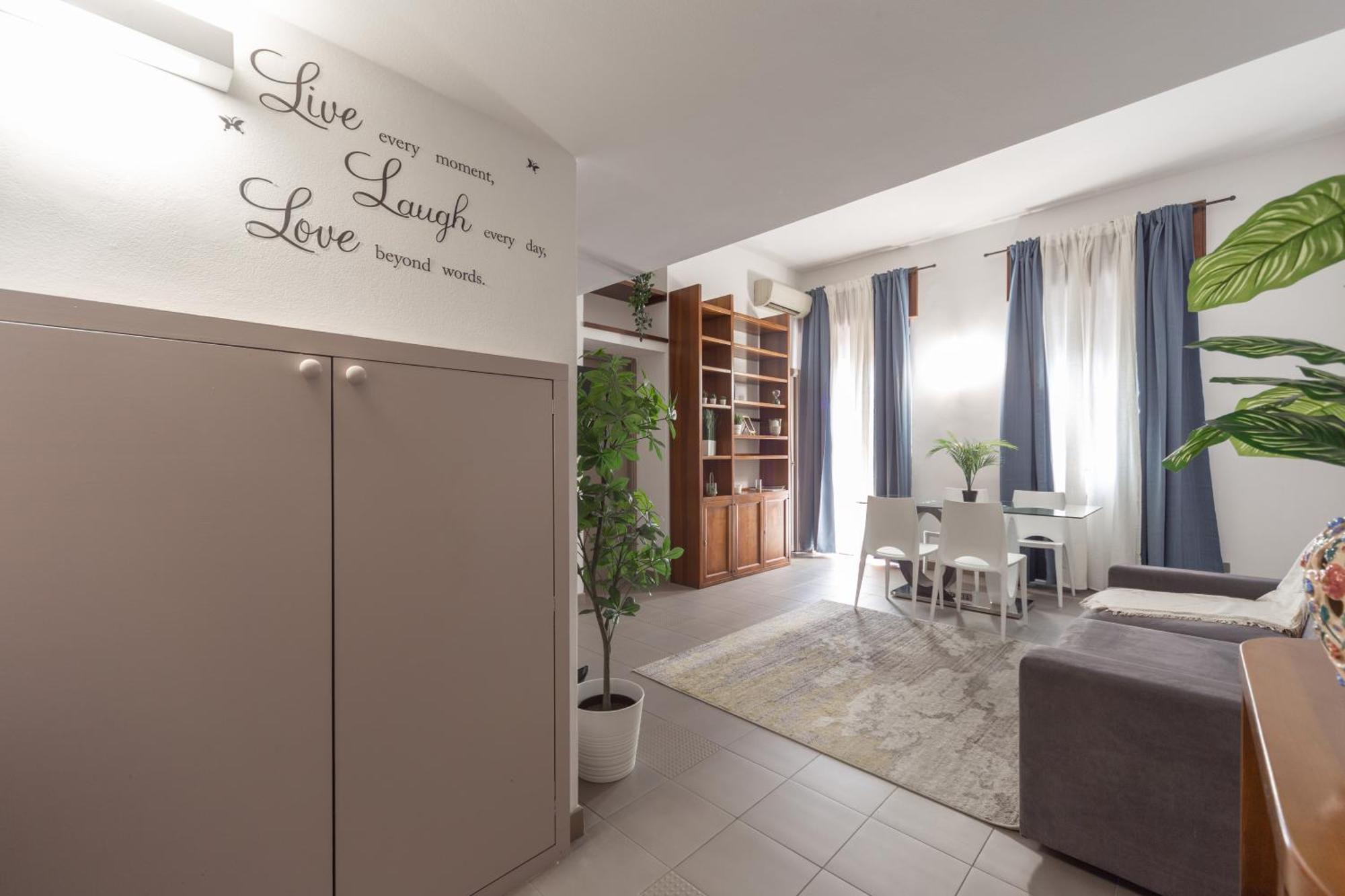 Apartment Vittoria-duomo 15 Minuti