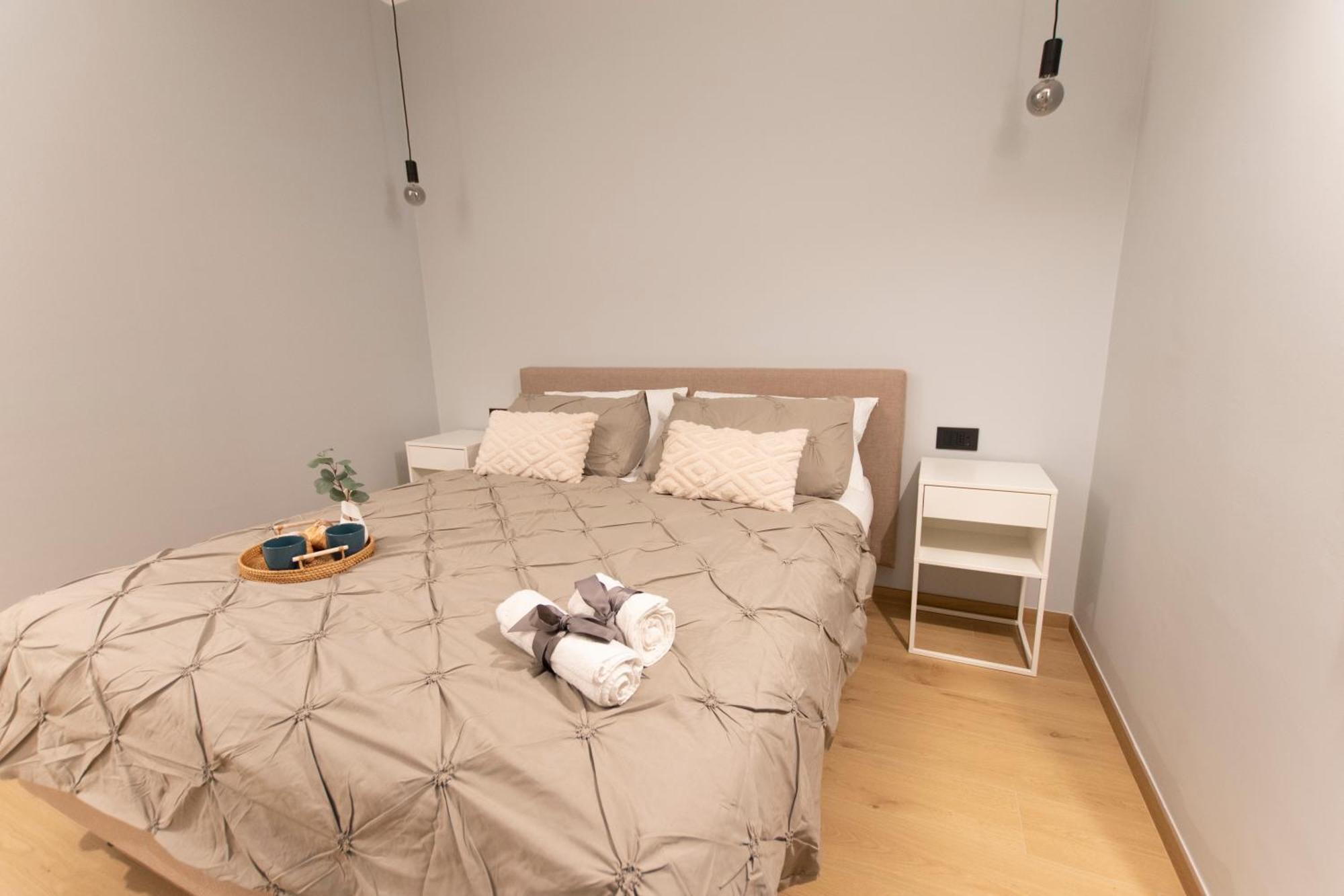 Ihost Luxury -private Parking- Plana 4 Apartment Mailand